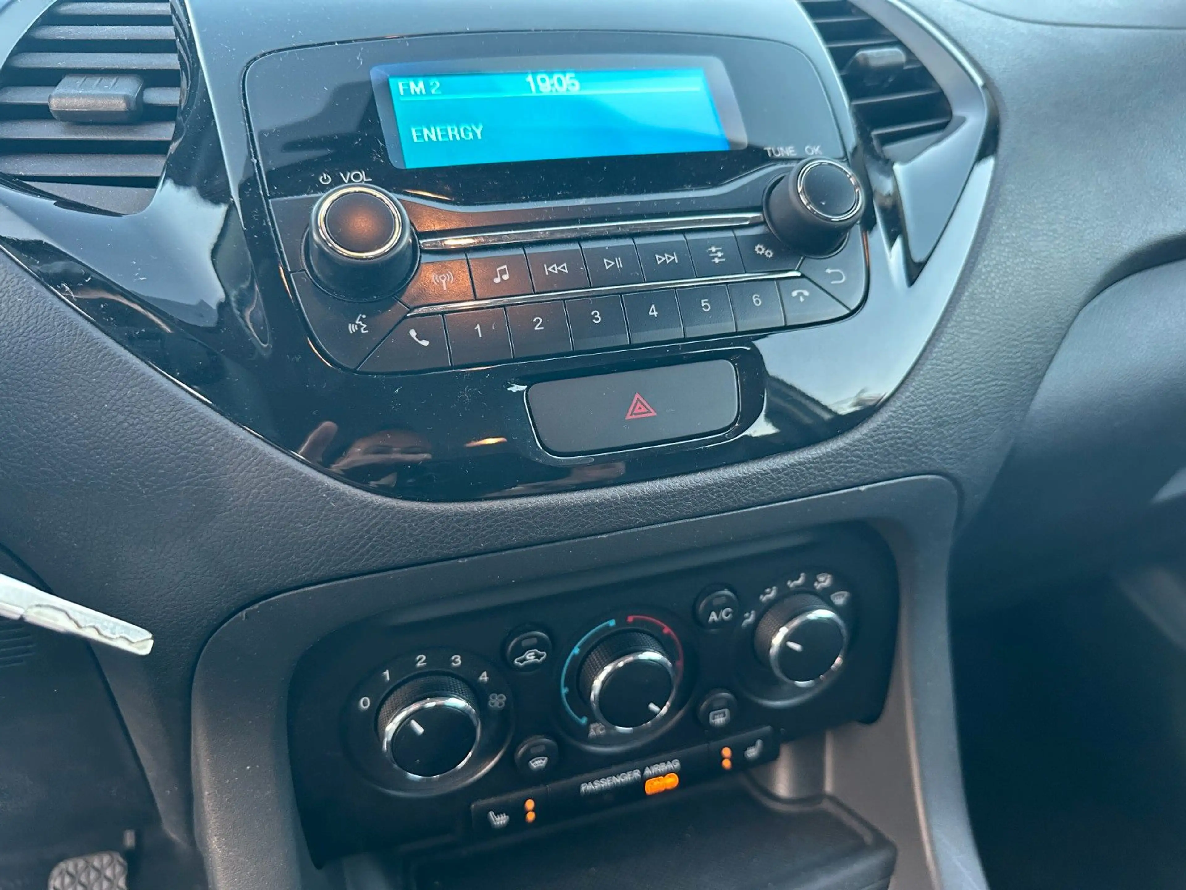 Ford Ka/Ka+ KA+ Cool & Connect/SHZ/MFL/Klima/Bluetooth — photo 15