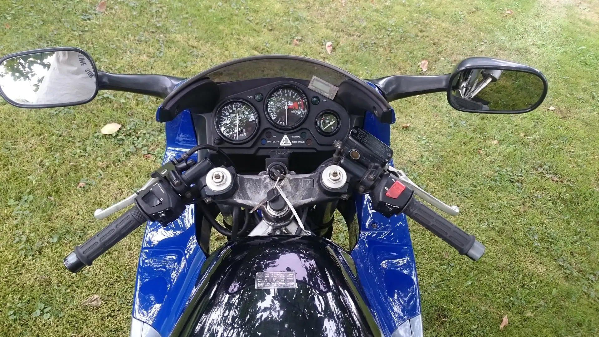 Honda CBR 600 Noir - 2