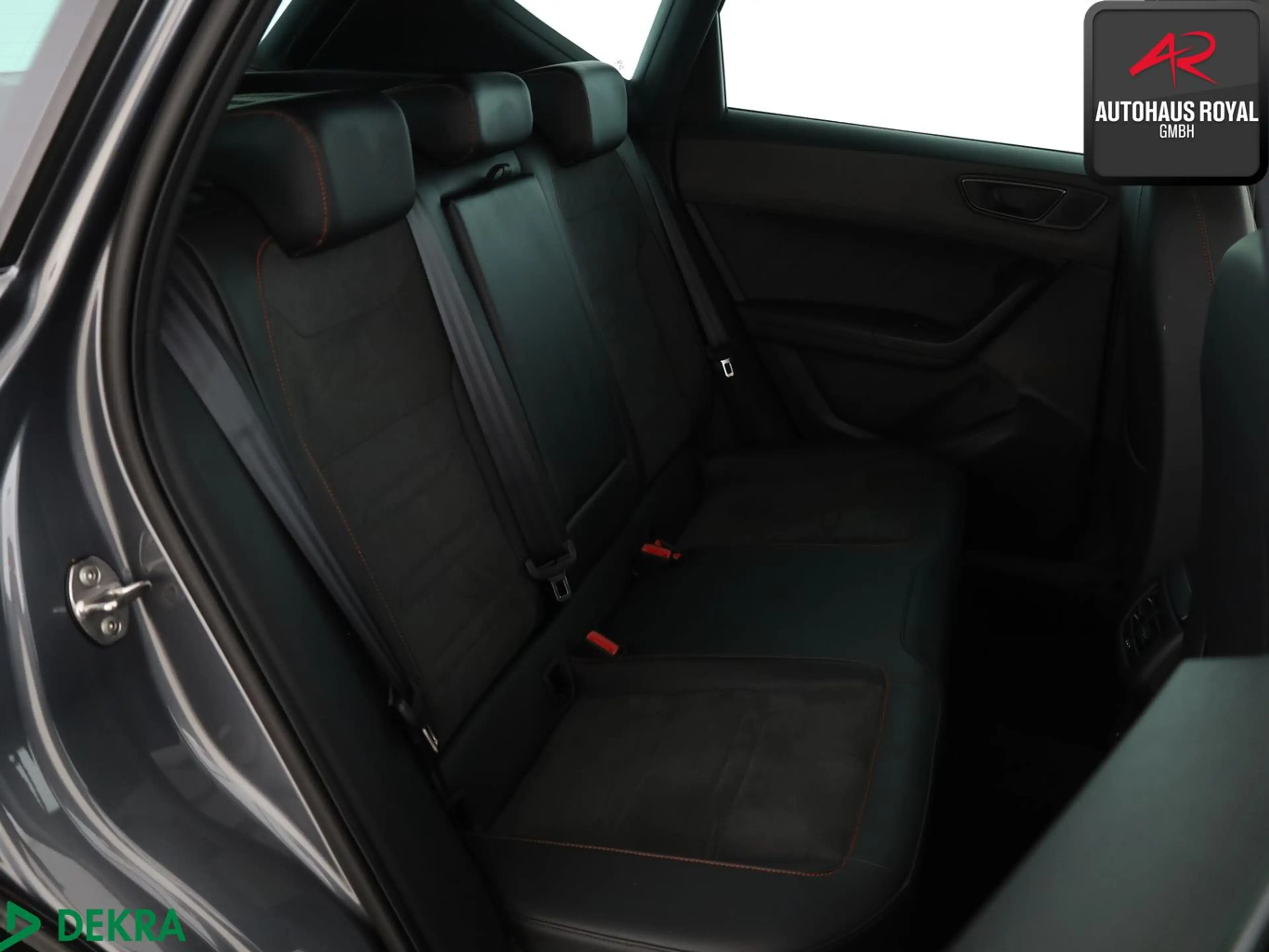 SEAT Ateca 2.0 TDI 4DRIVE FR 360GRAD,BEATS,MEMORY,AHK — photo 11