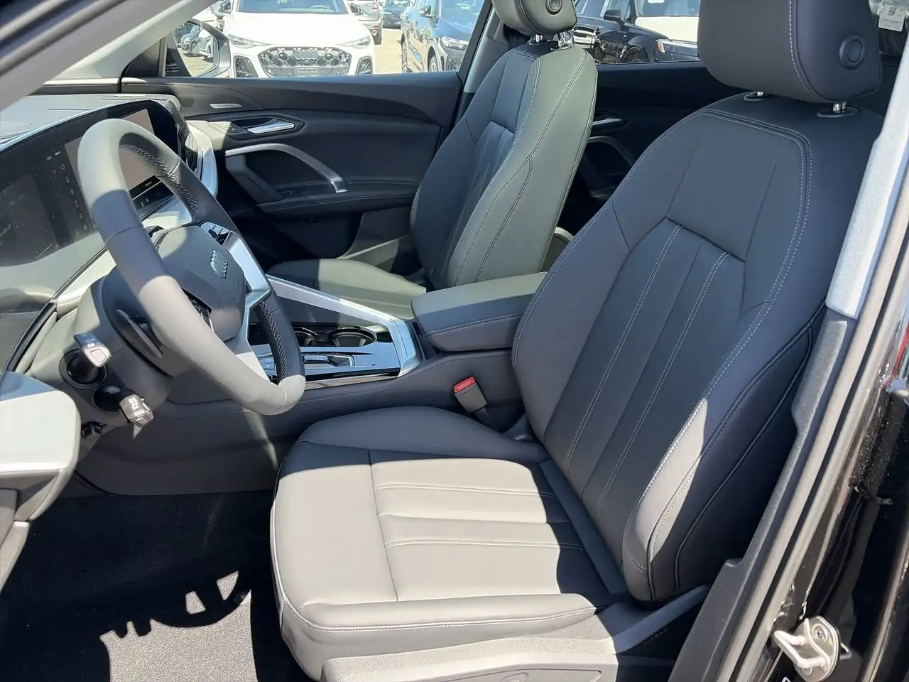 Audi Q5 снимка Audi Q5