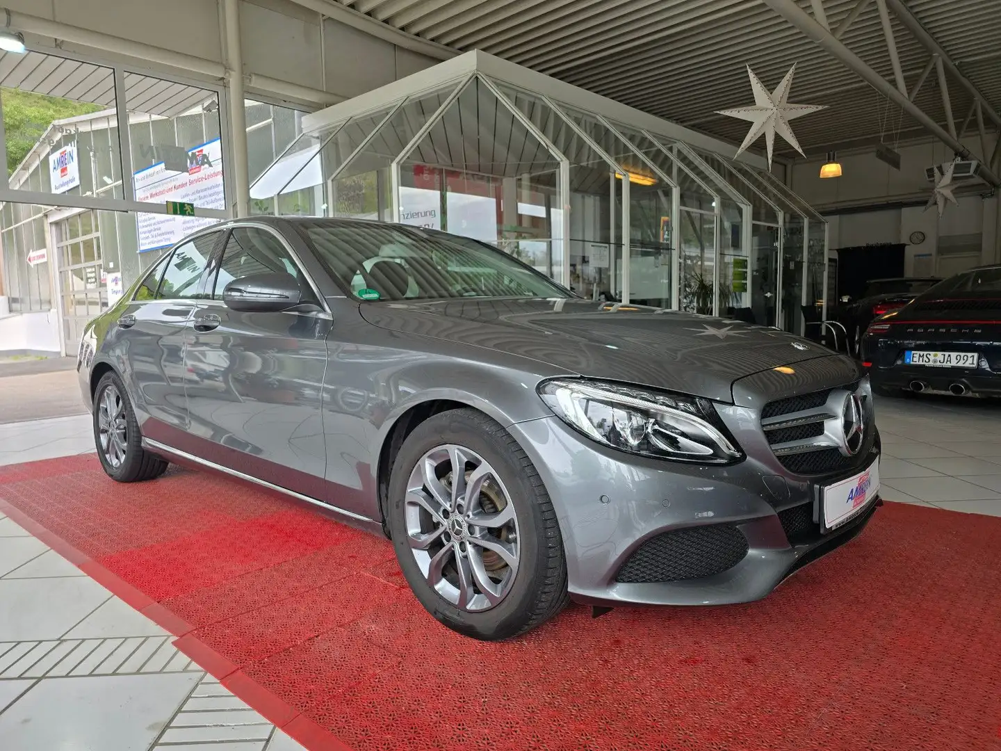 Mercedes-Benz C 180 Avantgarde+AHK+LED+NAVI+SCHIEBEDACH+SHZ+ Grau - 1