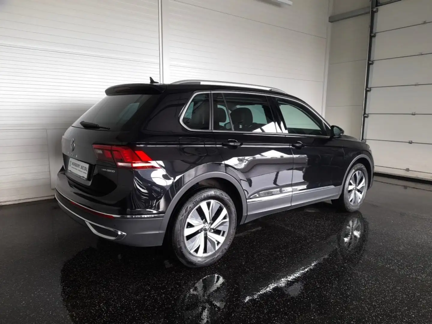 Volkswagen Tiguan ELEGANCE PHEV DSG *MATRIX-LED / VIRTUELL / NAVI / AHV & KAMERA / ACC / E-KLAPPE* Schwarz - 2