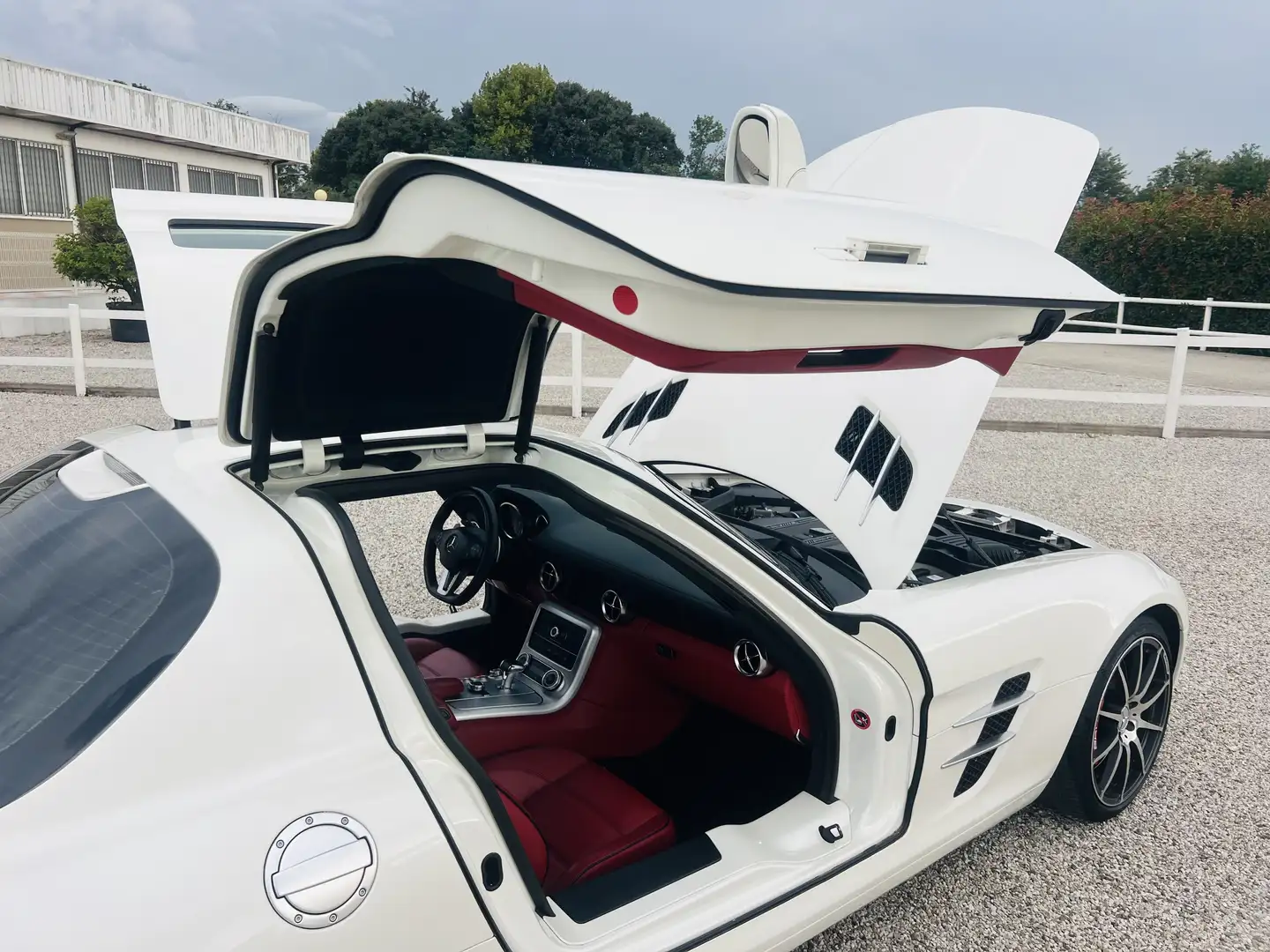 Mercedes-Benz SLS all.motore “M159” originale  versione black Se - 2