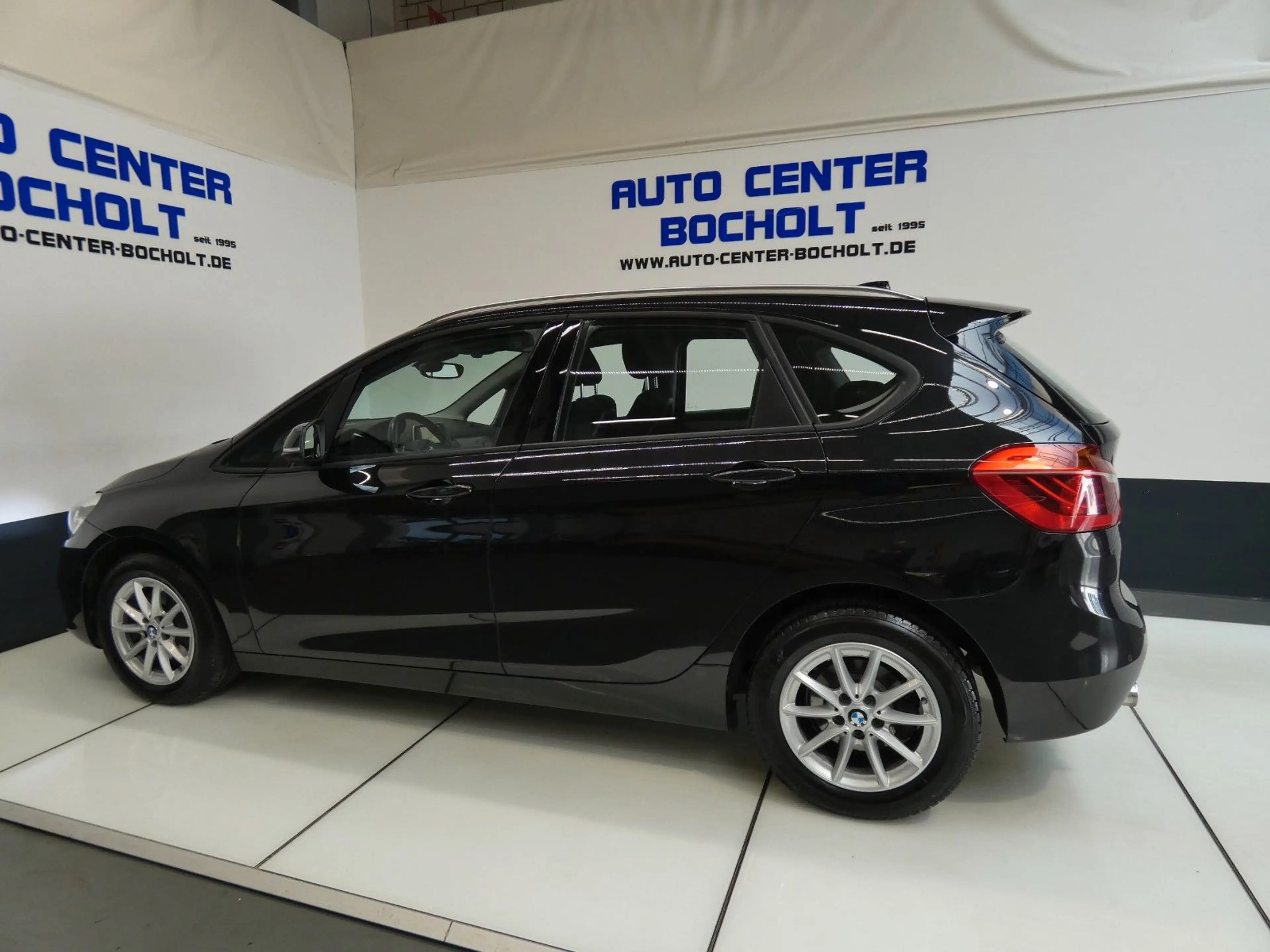 BMW 218 Advantage*Navi*Panorama — photo 15