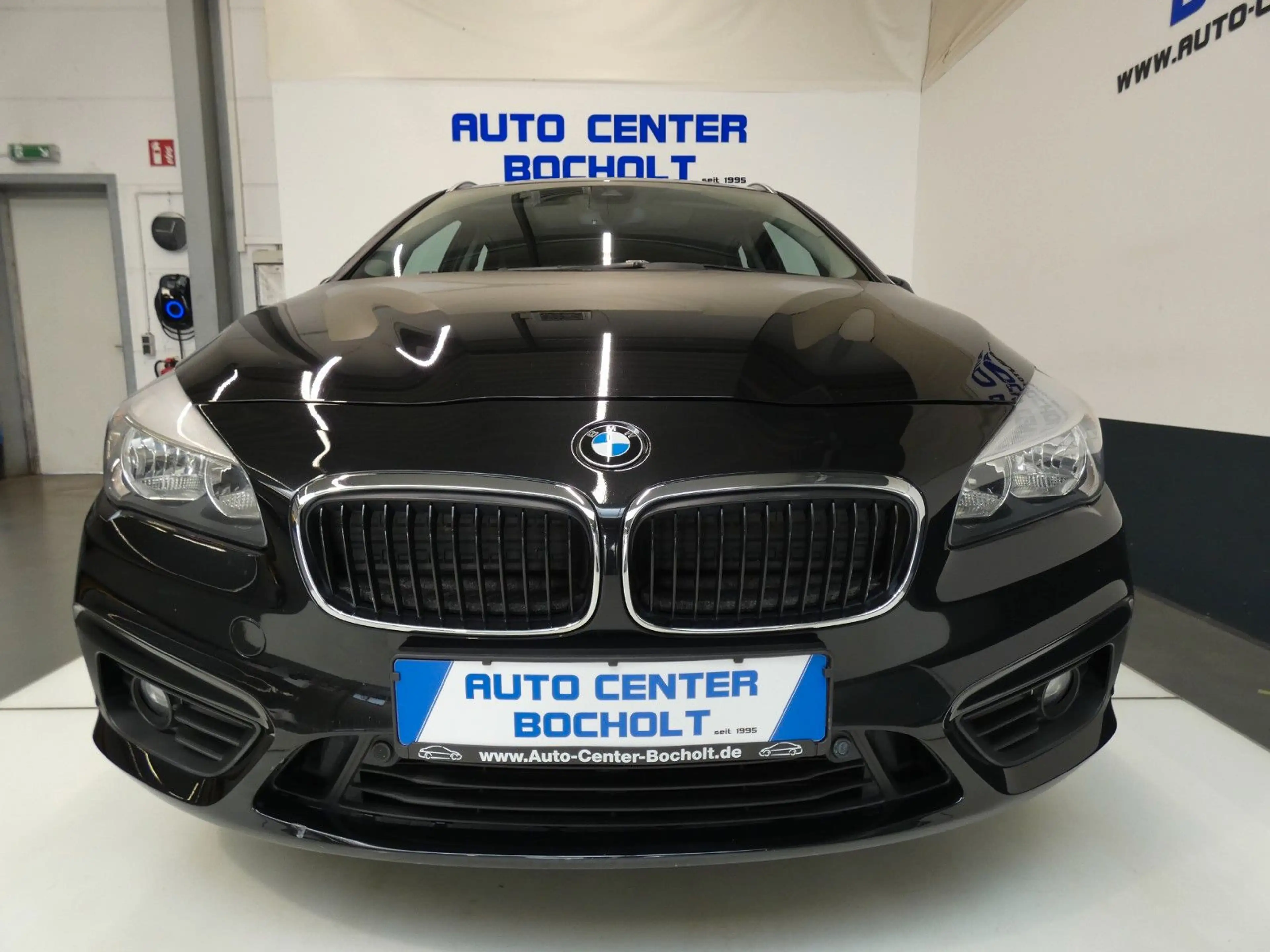 BMW 218 Advantage*Navi*Panorama