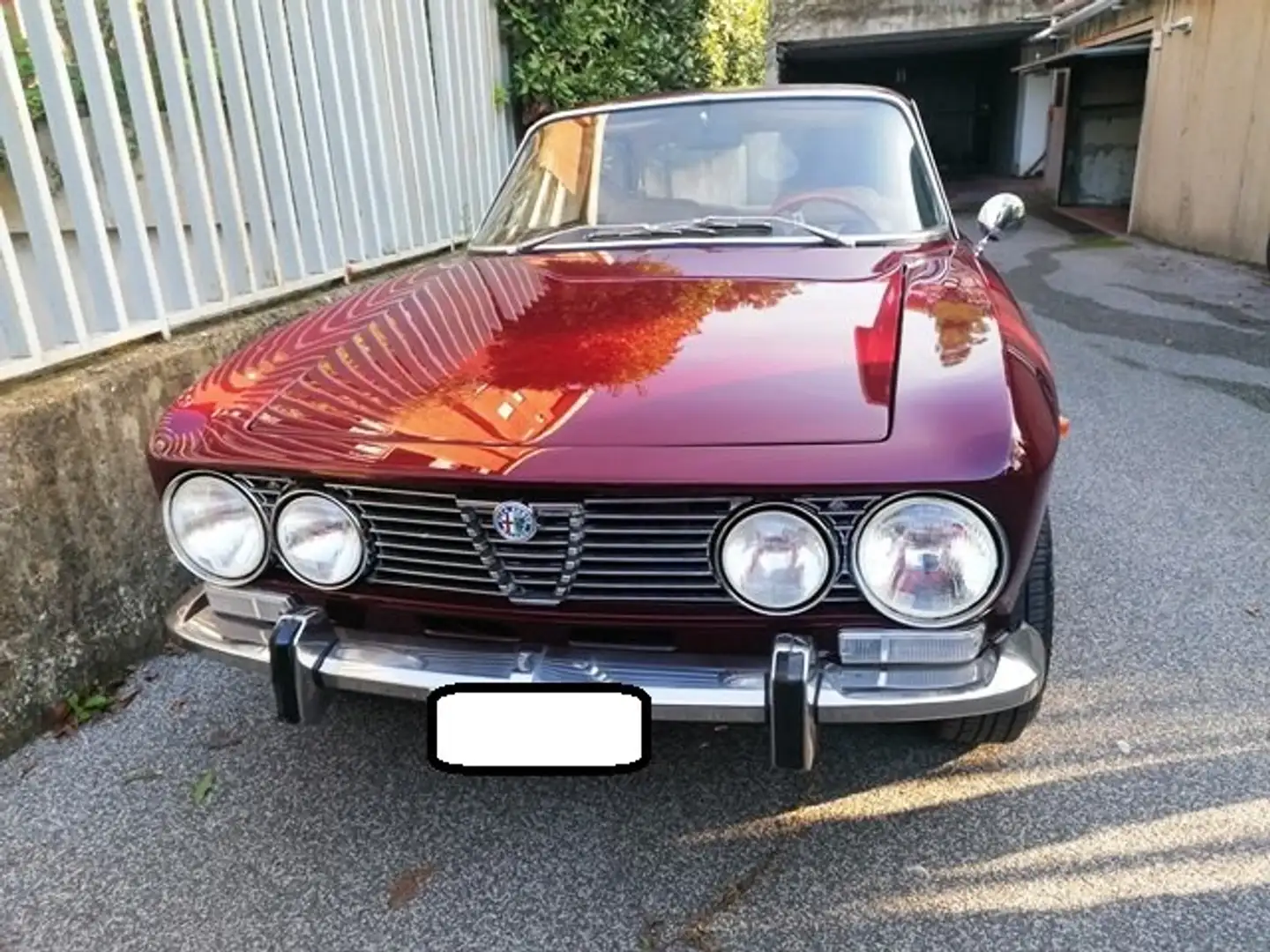 Alfa Romeo GT 2000 veloce Rouge - 1