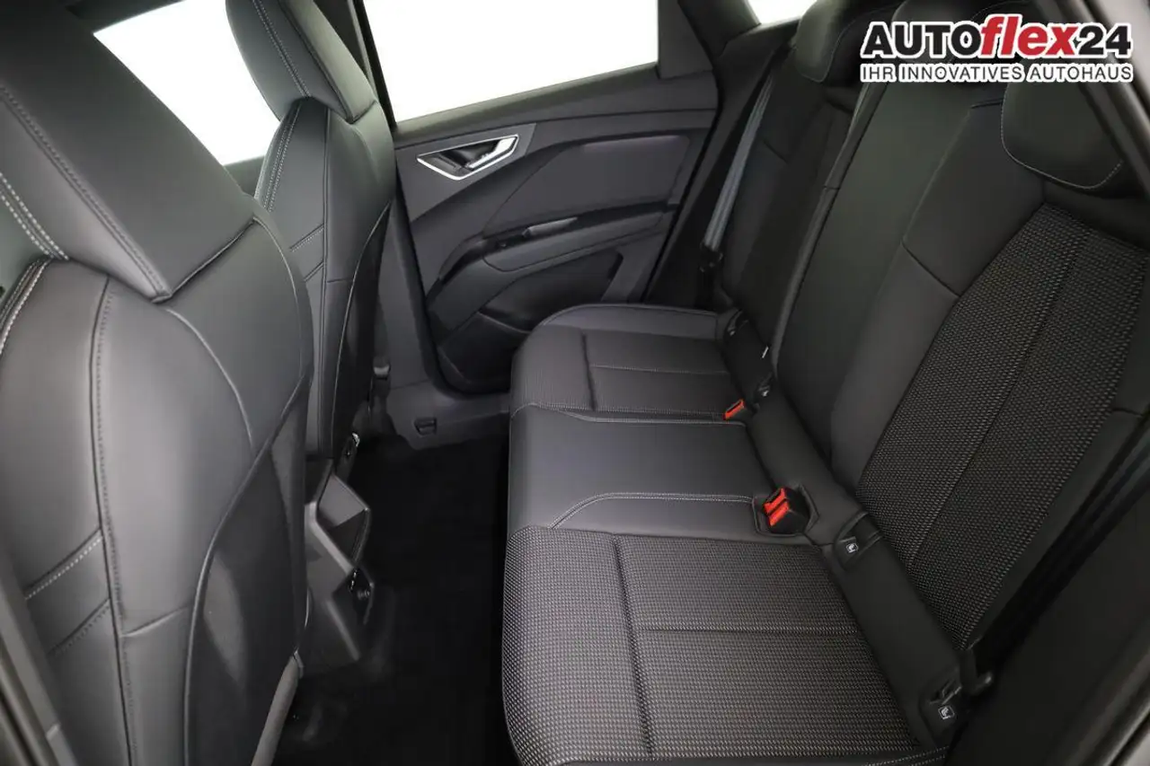 Audi Q4 e-tron 45 basis quattro S-LINE quattro, Navi, Matrix, ... 13