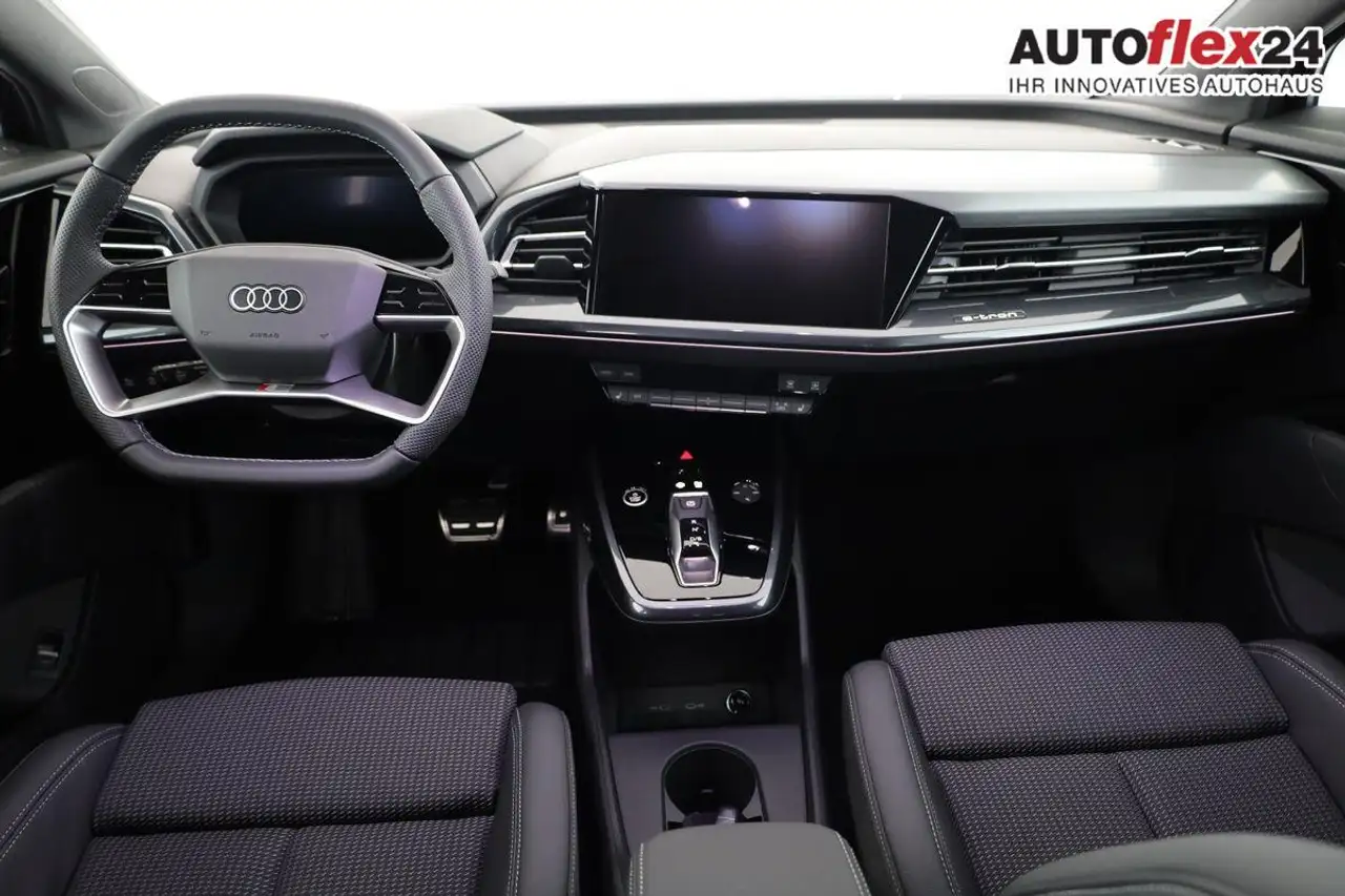 Audi Q4 e-tron 45 basis quattro S-LINE quattro, Navi, Matrix, ... 5