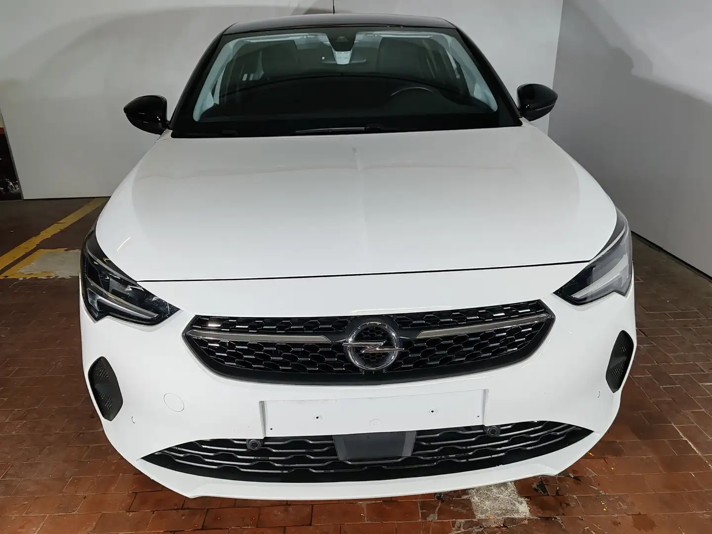 Opel Corsa 1.2 100cv Elegance + Camera + Sens. ant. e post. Bianco - 2