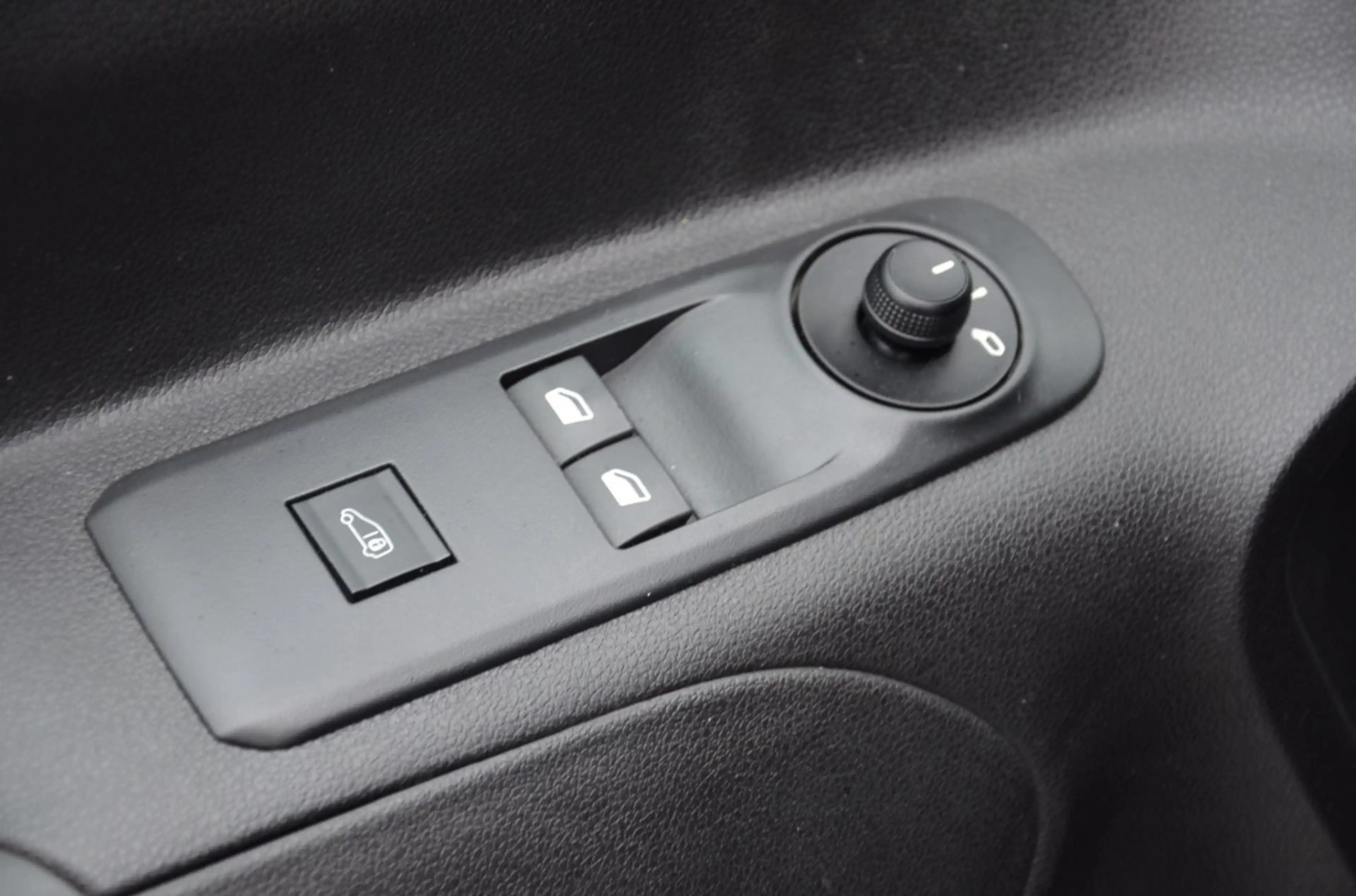 Peugeot Partner 1.5 BLUEHDI 100 — photo 10