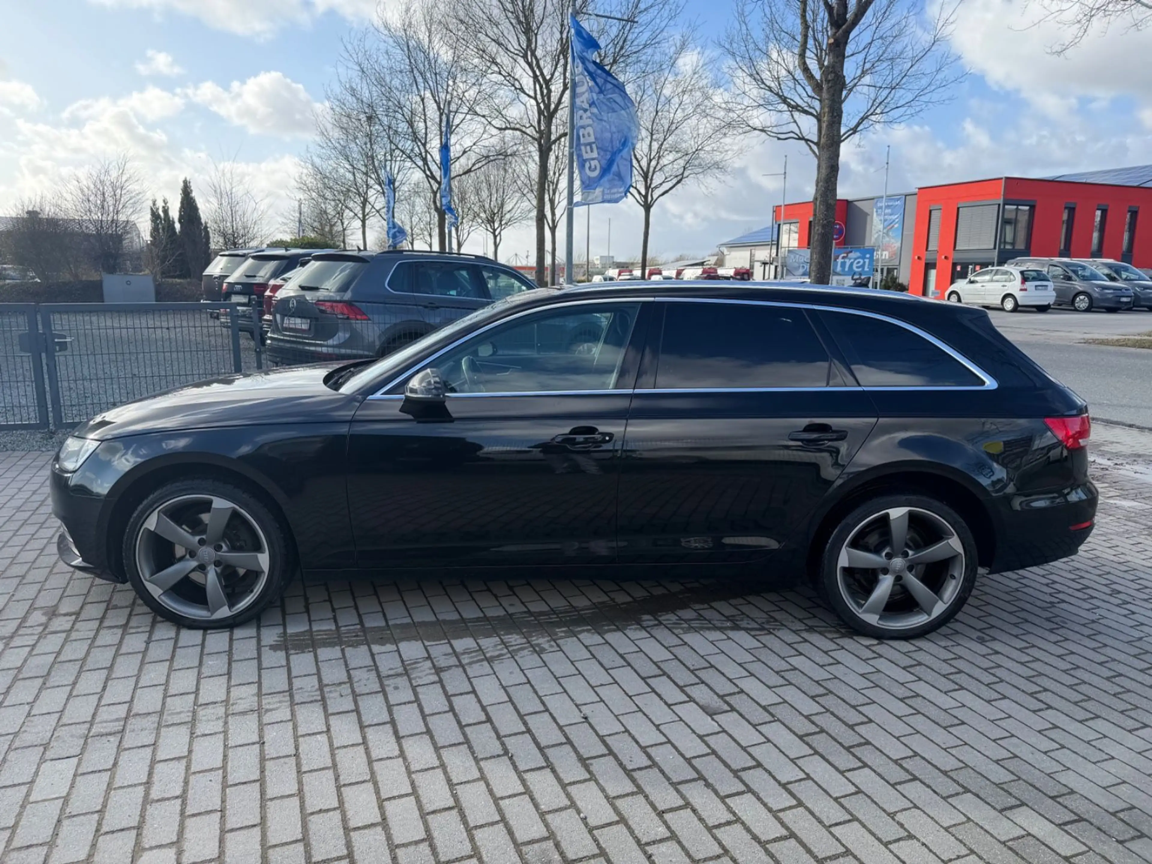 Audi A4 Avant 2.0 TDI Basis Xenon Temp Klimaauto SHZ — photo 10