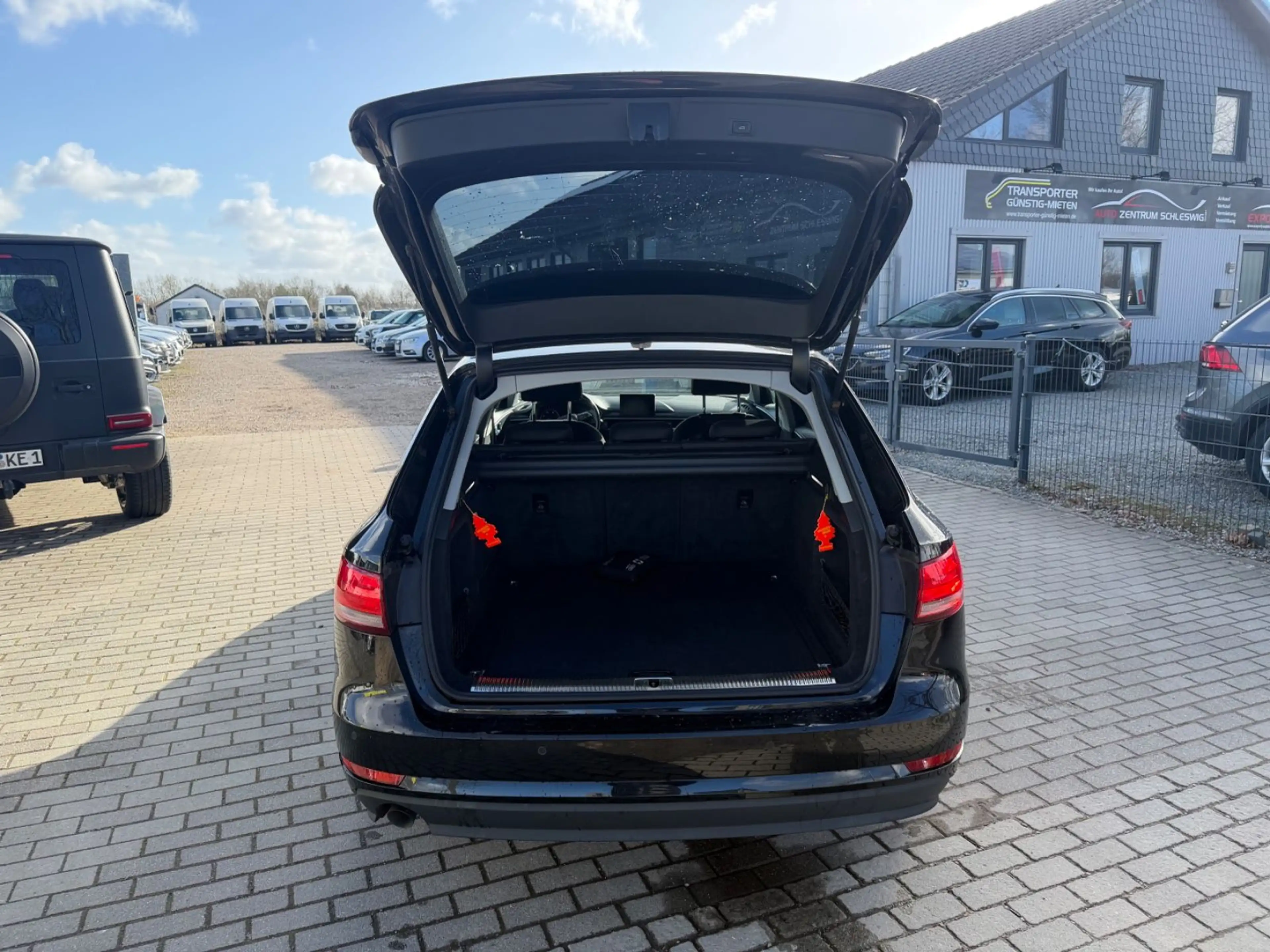 Audi A4 Avant 2.0 TDI Basis Xenon Temp Klimaauto SHZ — photo 7