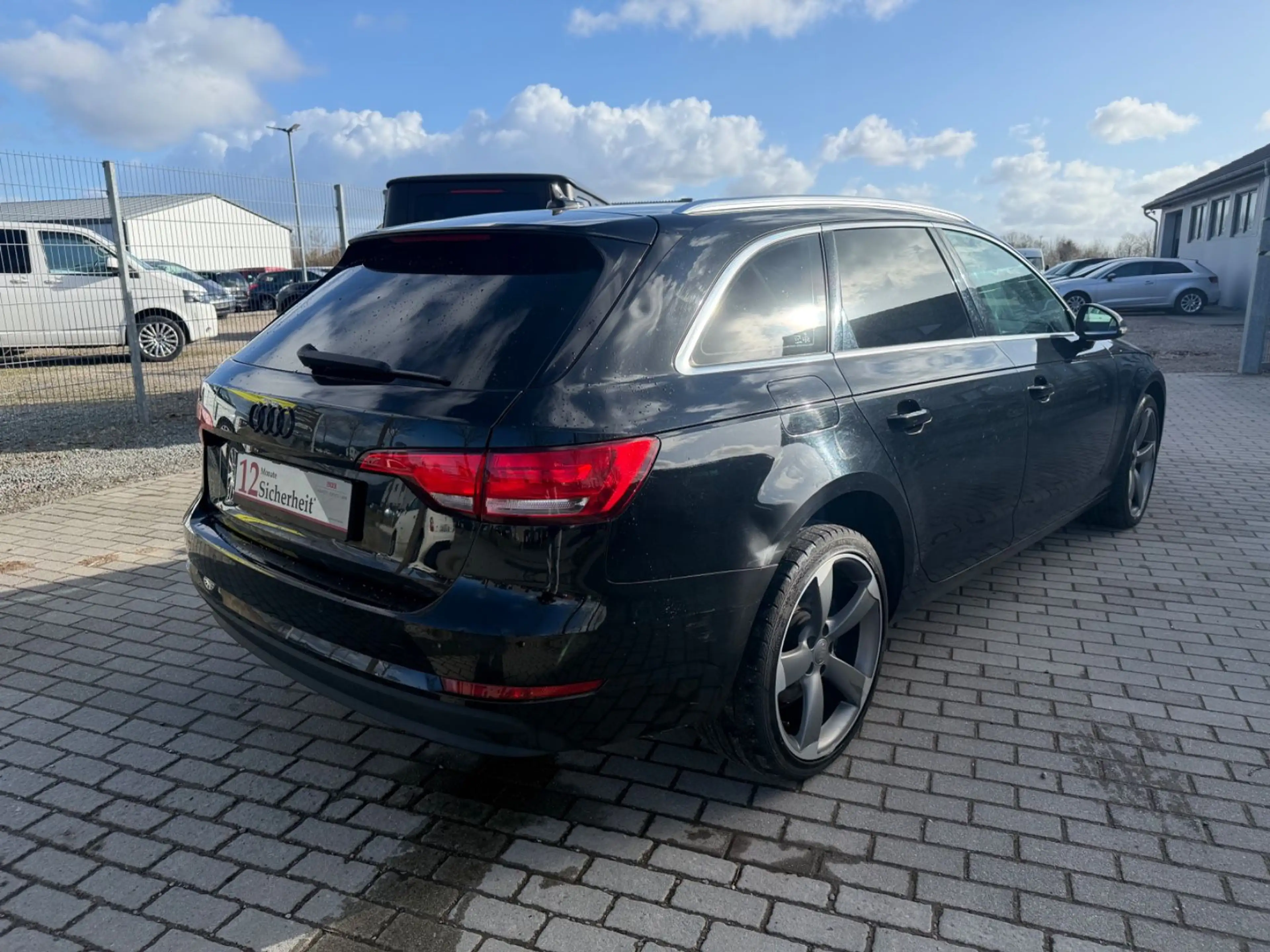 Audi A4 Avant 2.0 TDI Basis Xenon Temp Klimaauto SHZ — photo 5