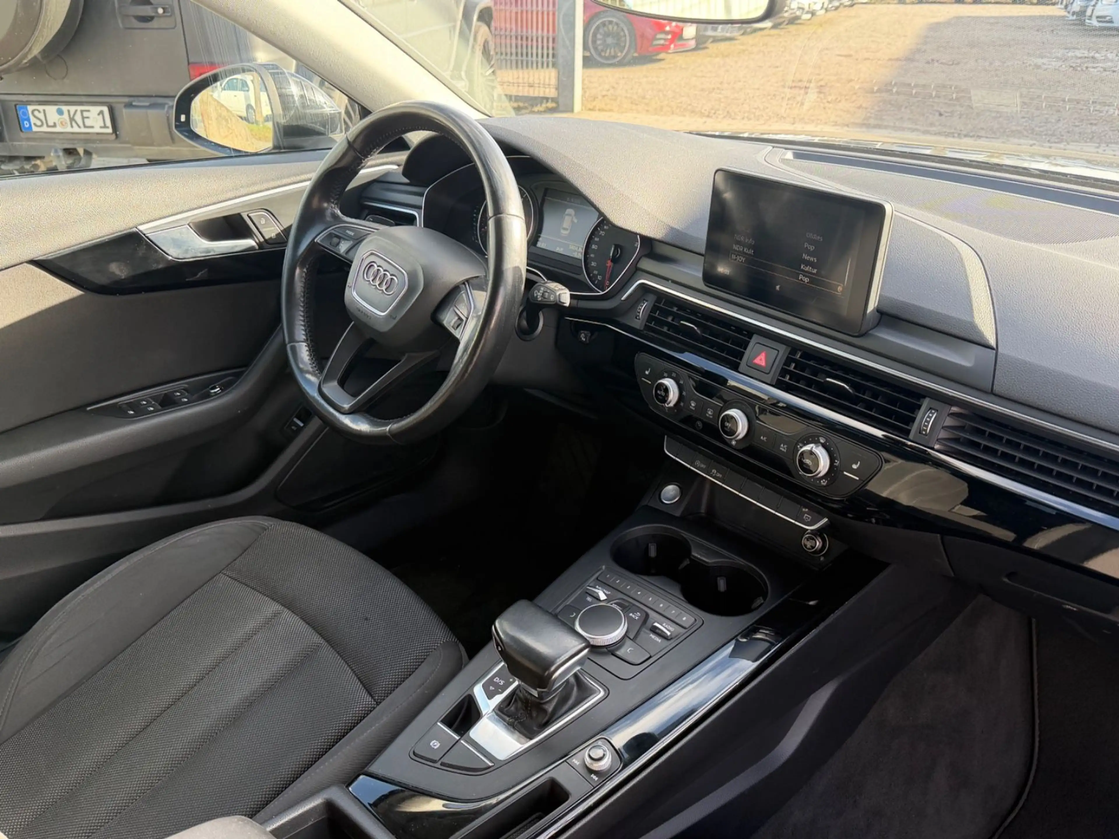 Audi A4 Avant 2.0 TDI Basis Xenon Temp Klimaauto SHZ — photo 14