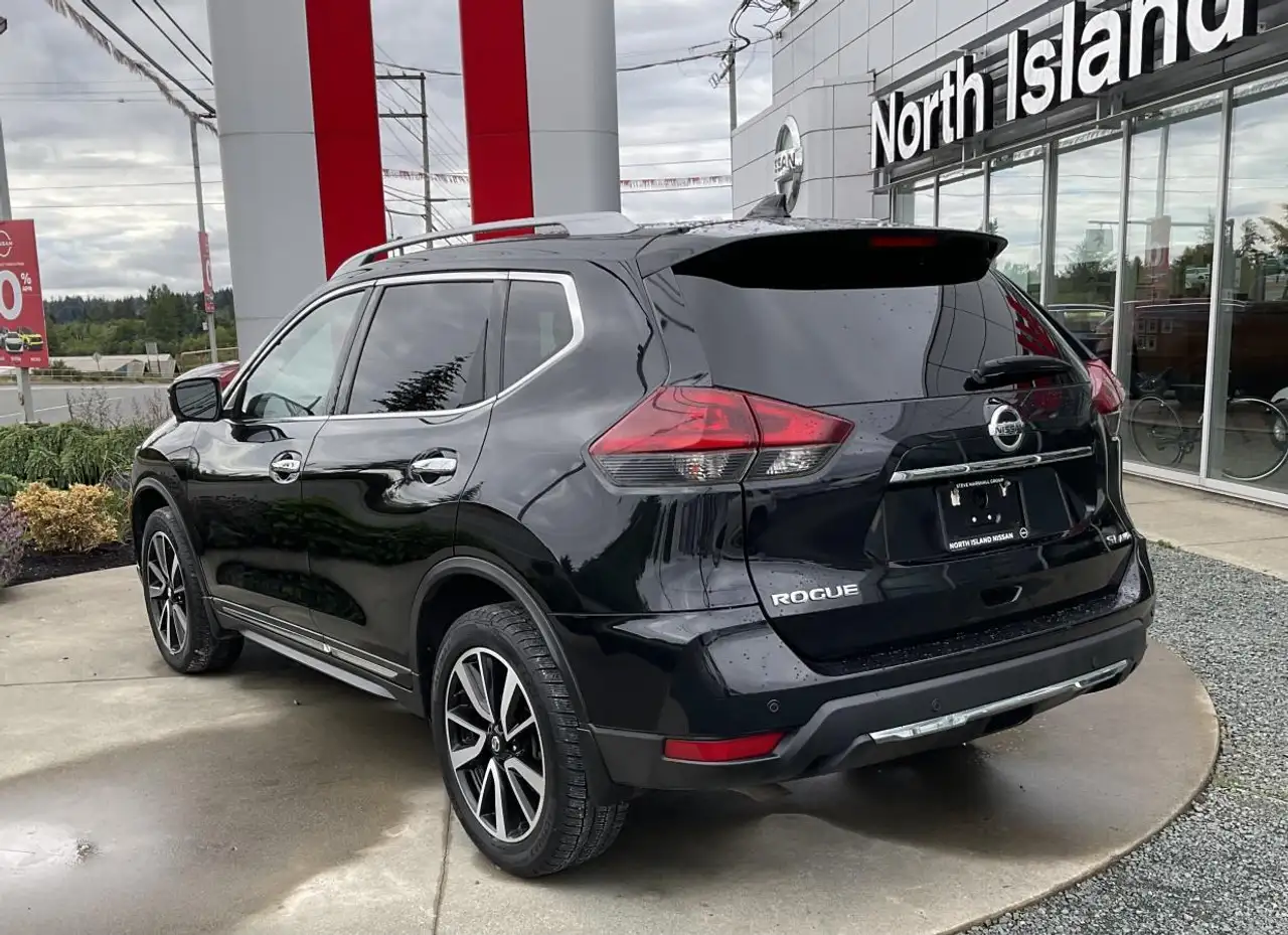 Nissan Rogue fotografie Nissan Rogue