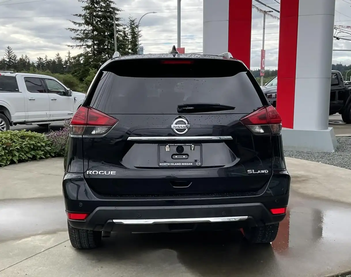 Nissan Rogue fotografie Nissan Rogue