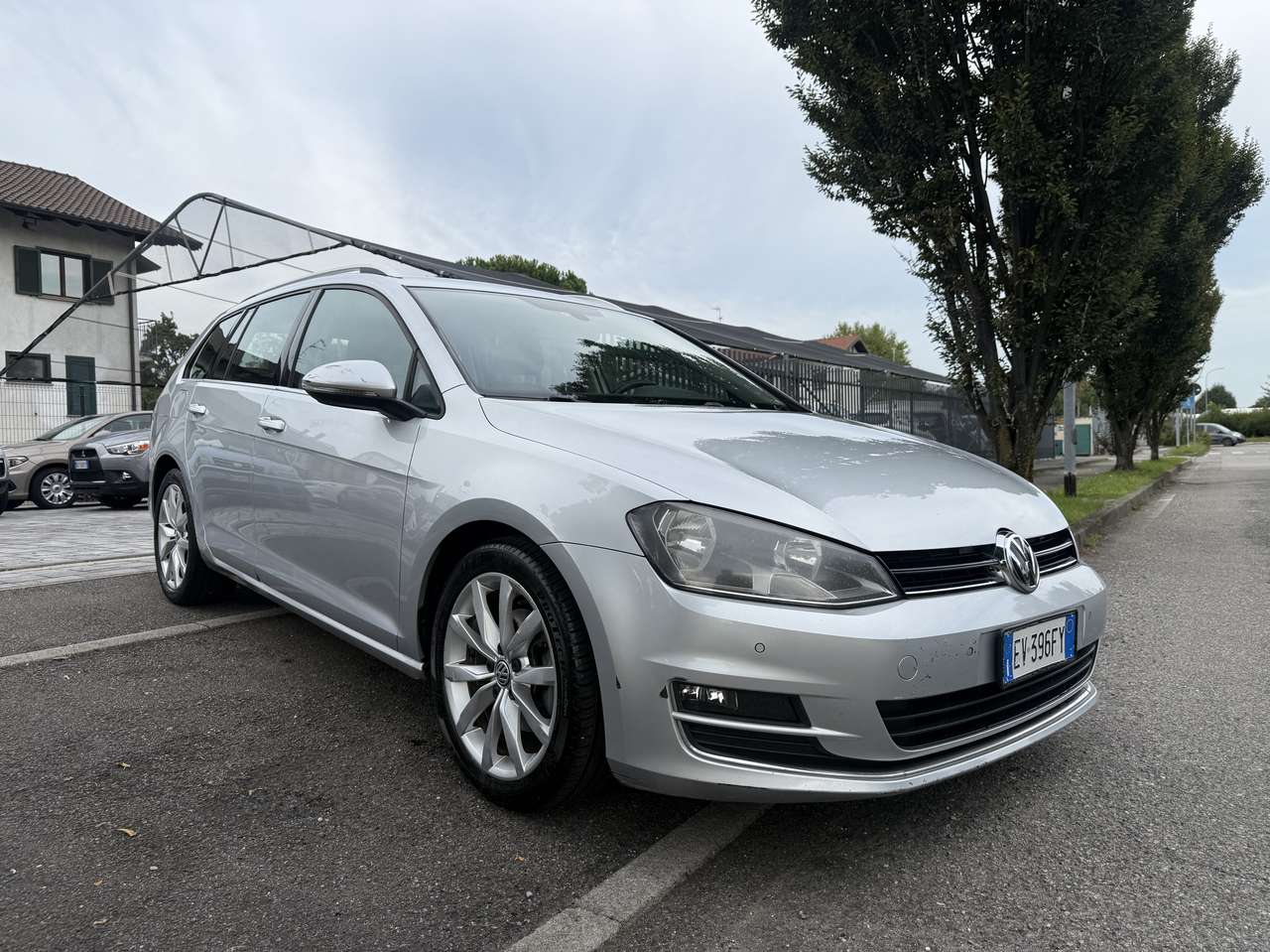 Volkswagen Golf Variant 2.0 tdi Highline 150cv dsg