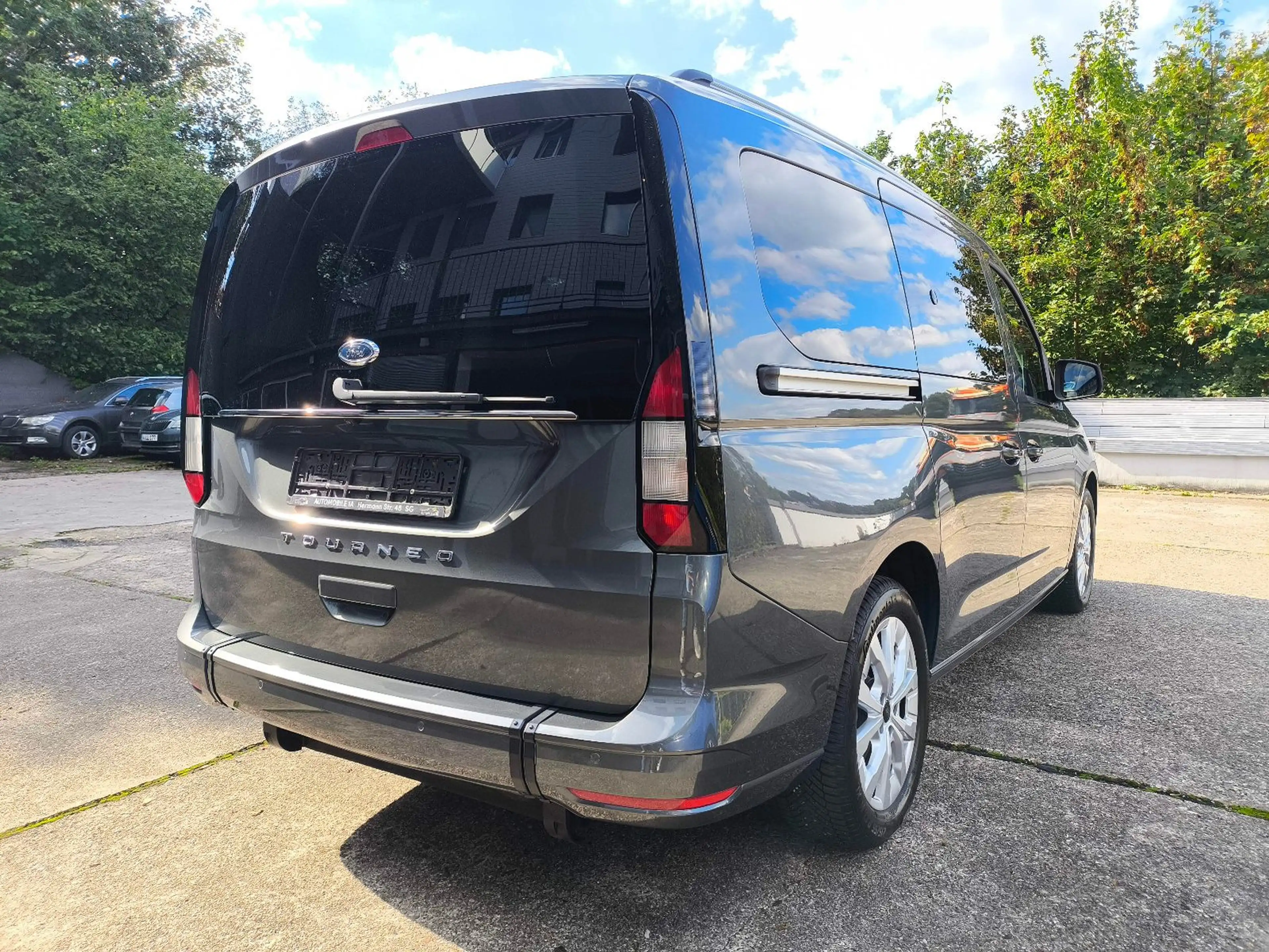 Ford Tourneo Connect Grand Tourneo Connect Titanium Rollstuhgerecht — photo 6