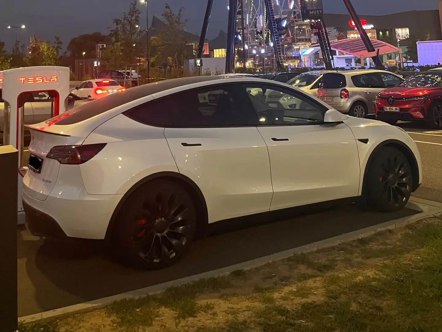 Tesla Model Y Model Y Performance Dual Motor AWD Blanc - 1