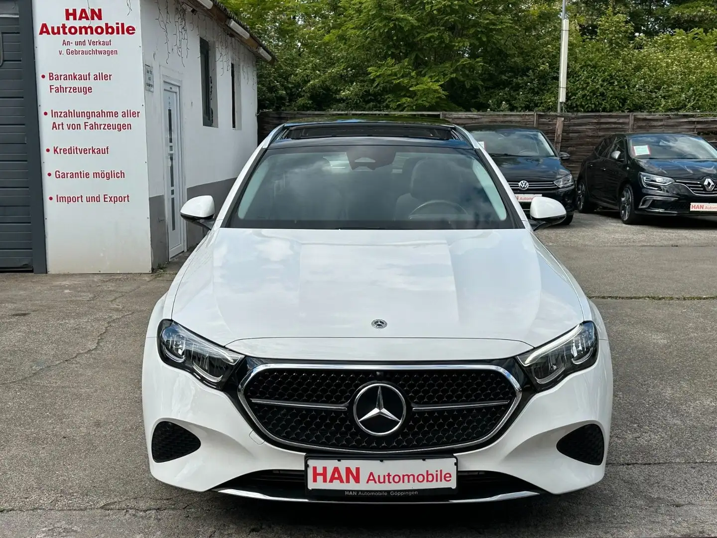 Mercedes-Benz E 220 d Avantgarde Advanced/Pano./Totwinkel/Kam. Weiß - 2