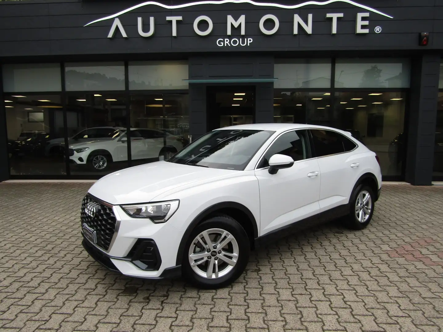 Audi Q3 SPB 35 1.5 TFSI 150CV CAMBIO AUTO, CERCHI 17,AZIEN - 1