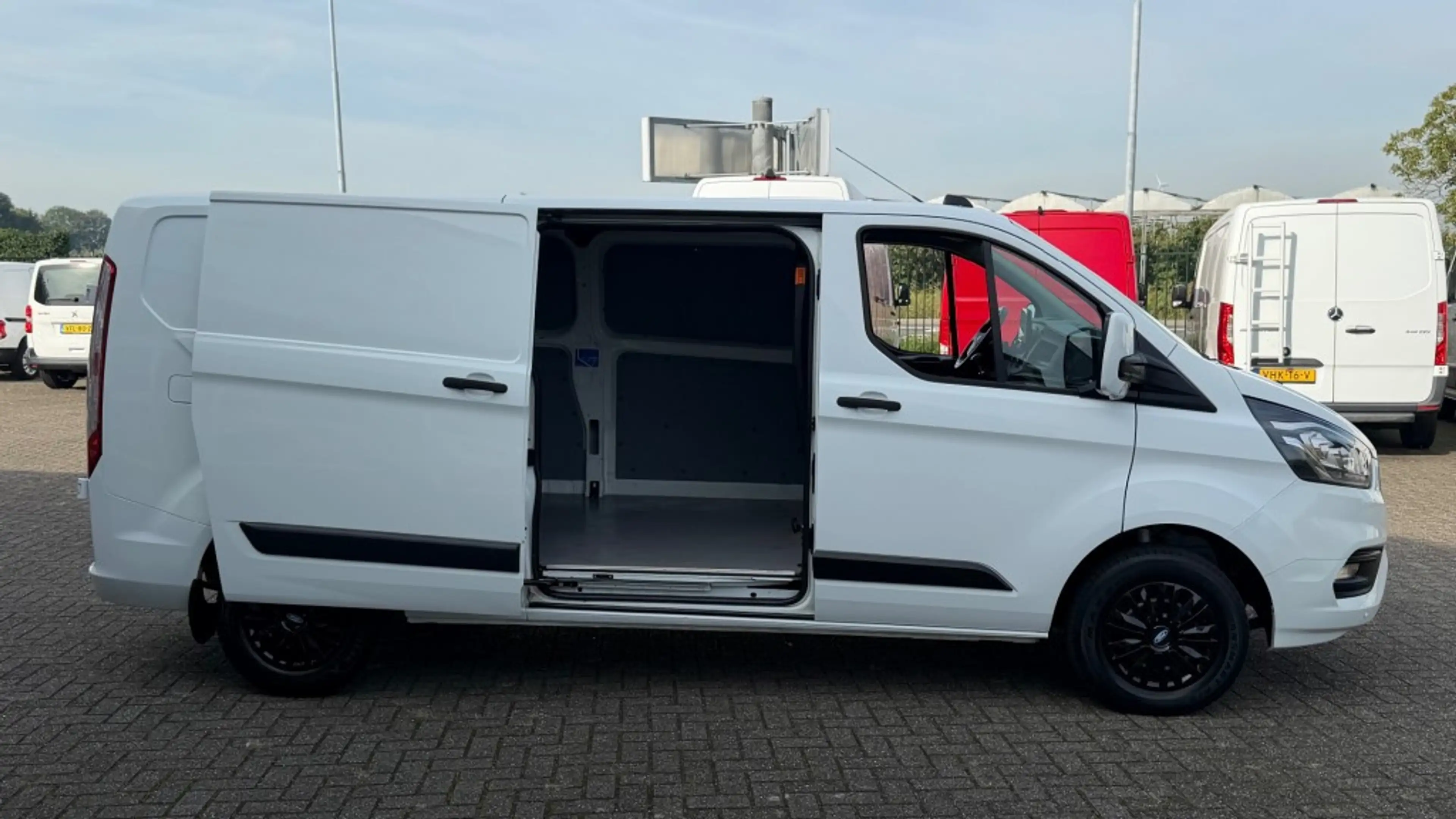 Ford Transit Custom 2.0 TDCI 77KW 105PK L2H1 EURO 6 AIRCO/ NAVIGATIE/ — photo 5