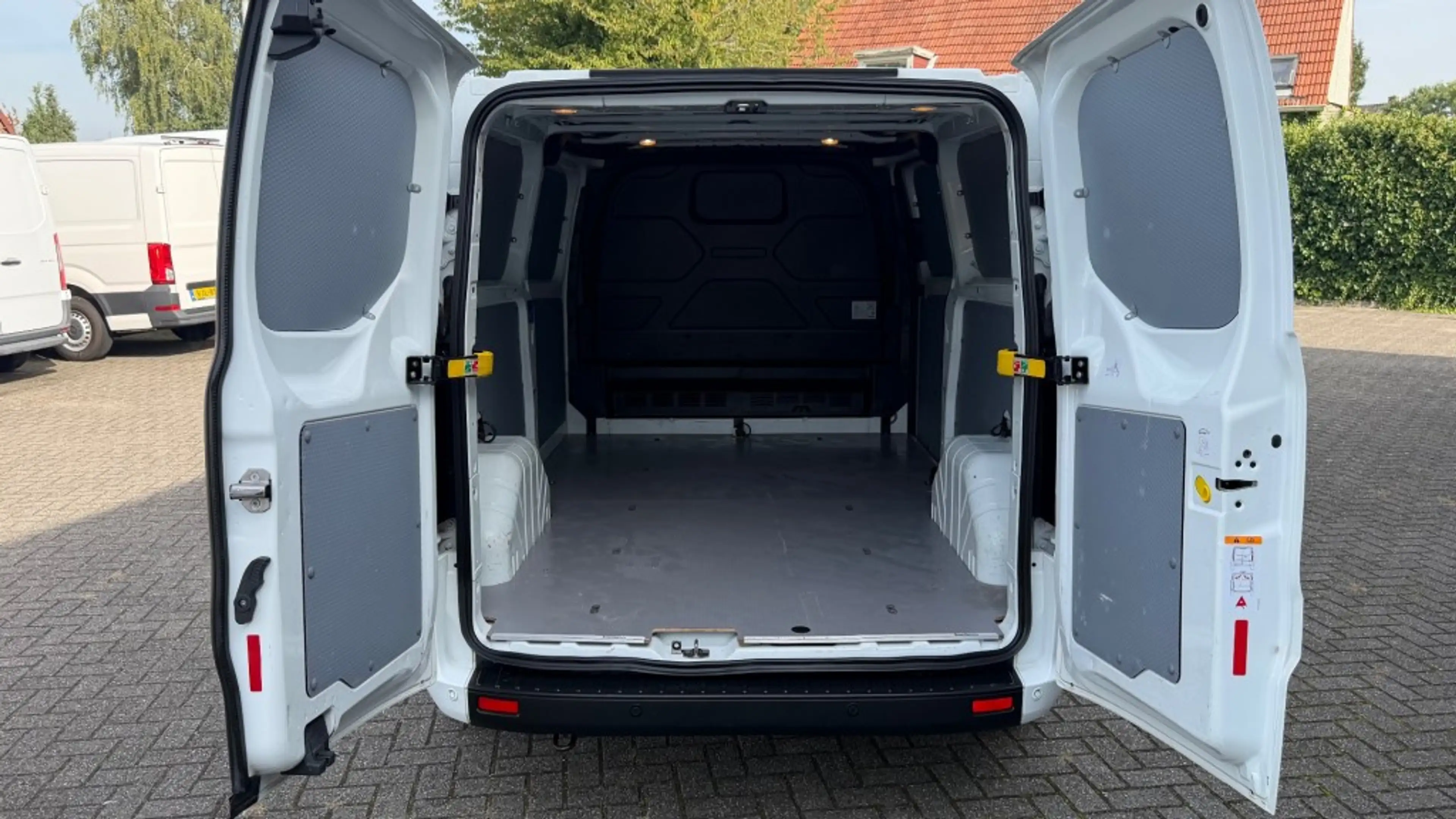 Ford Transit Custom 2.0 TDCI 77KW 105PK L2H1 EURO 6 AIRCO/ NAVIGATIE/ — photo 11