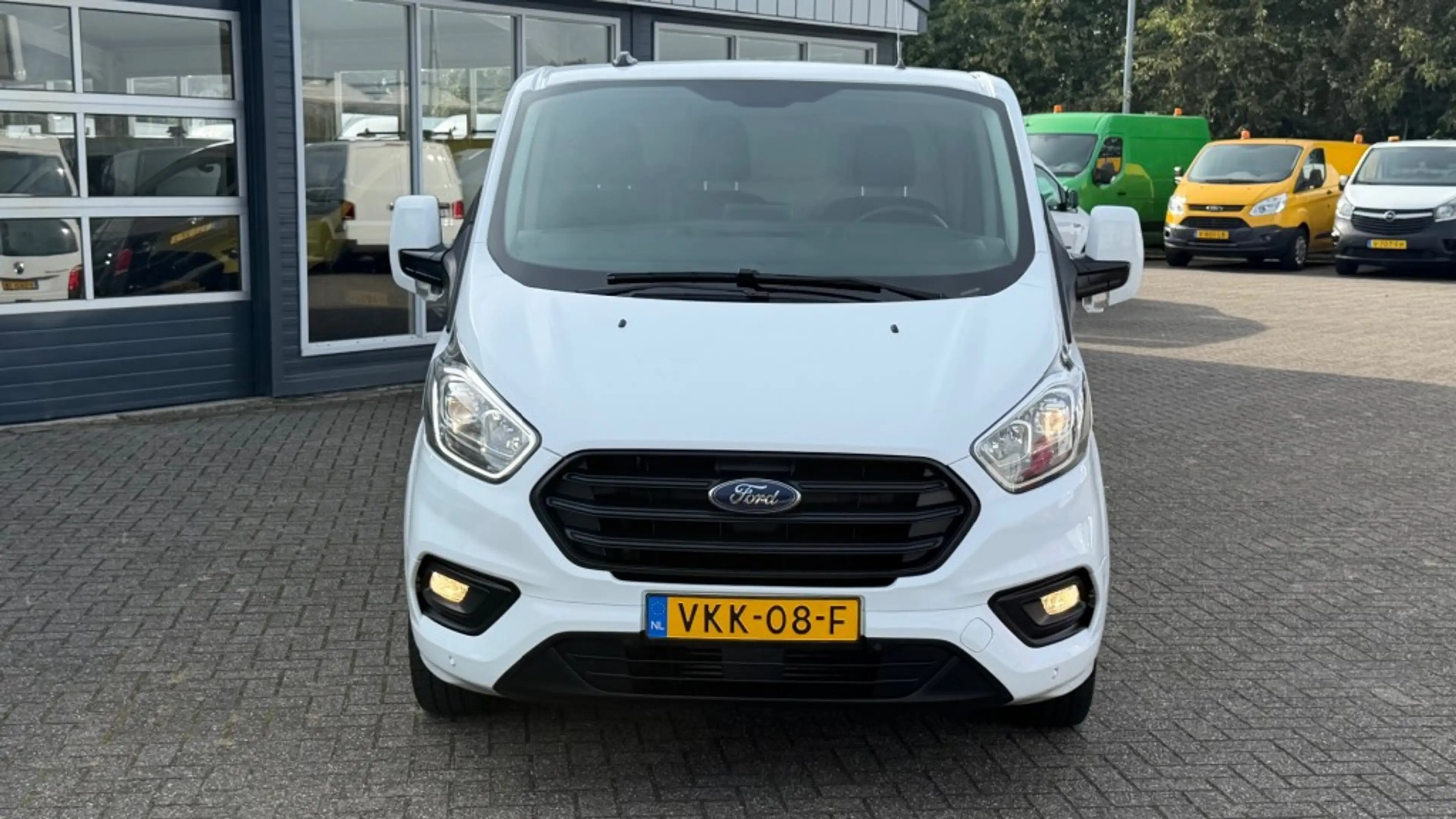 Ford Transit Custom 2.0 TDCI 77KW 105PK L2H1 EURO 6 AIRCO/ NAVIGATIE/ — photo 2
