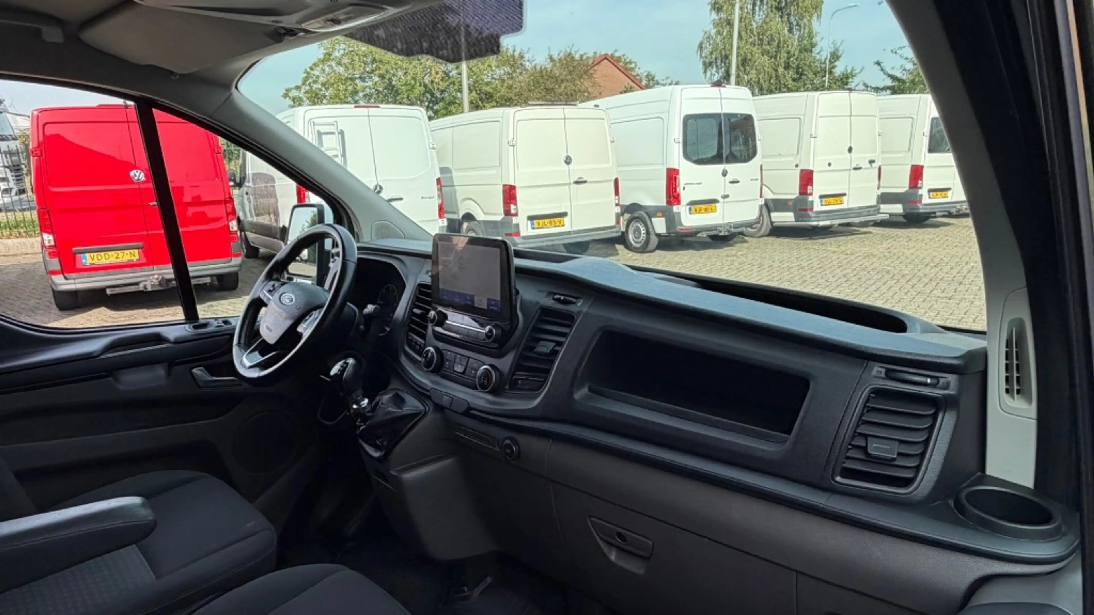 Ford Transit Custom 2.0 TDCI 77KW 105PK L2H1 EURO 6 AIRCO/ NAVIGATIE/ — photo 7