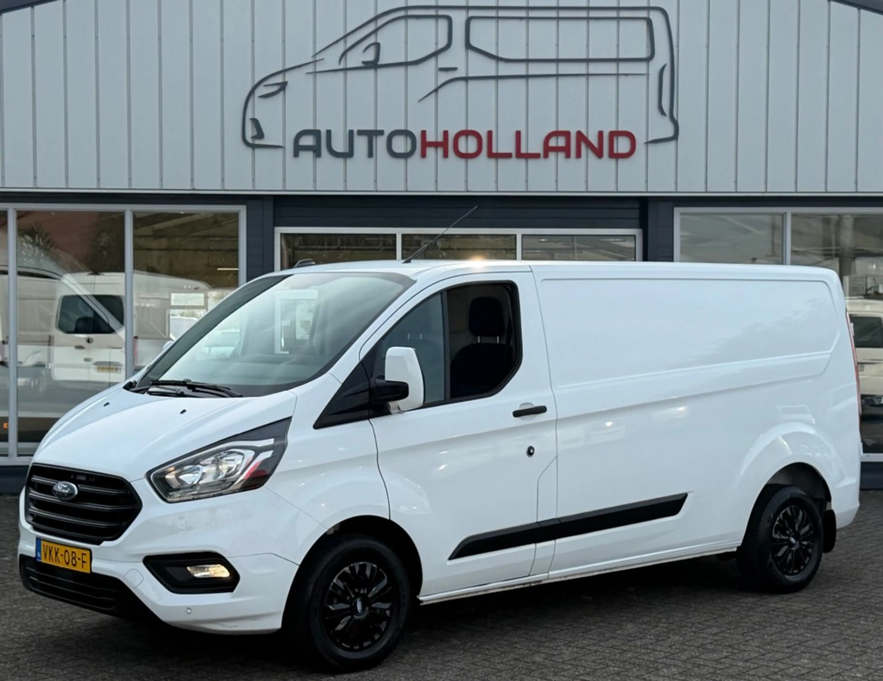 Ford Transit Custom 2.0 TDCI 77KW 105PK L2H1 EURO 6 AIRCO/ NAVIGATIE/