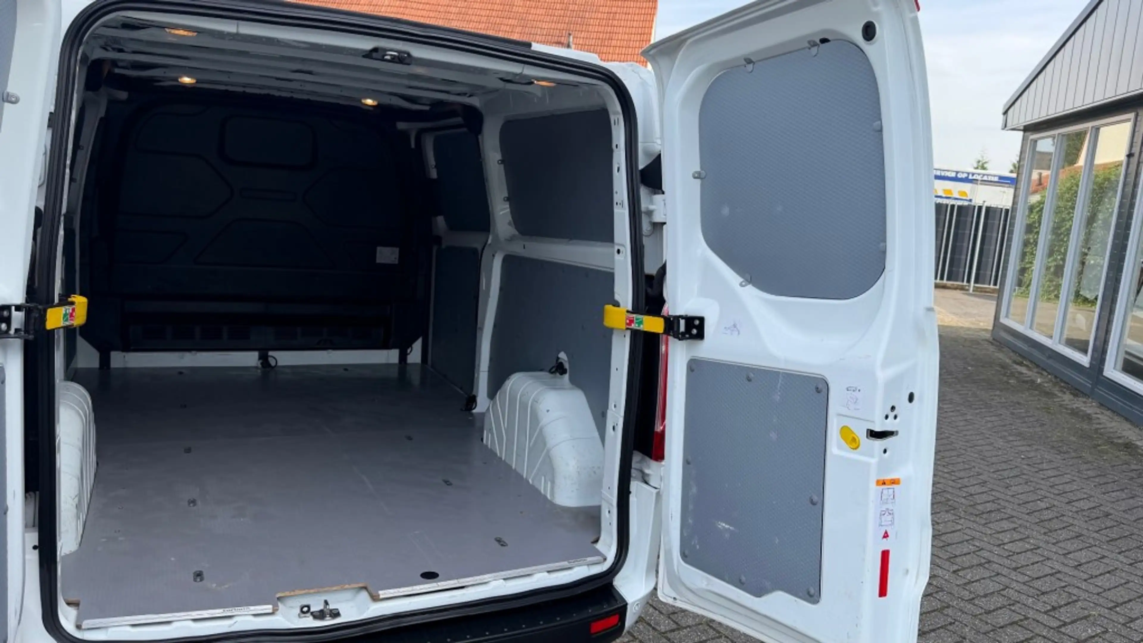 Ford Transit Custom 2.0 TDCI 77KW 105PK L2H1 EURO 6 AIRCO/ NAVIGATIE/ — photo 13