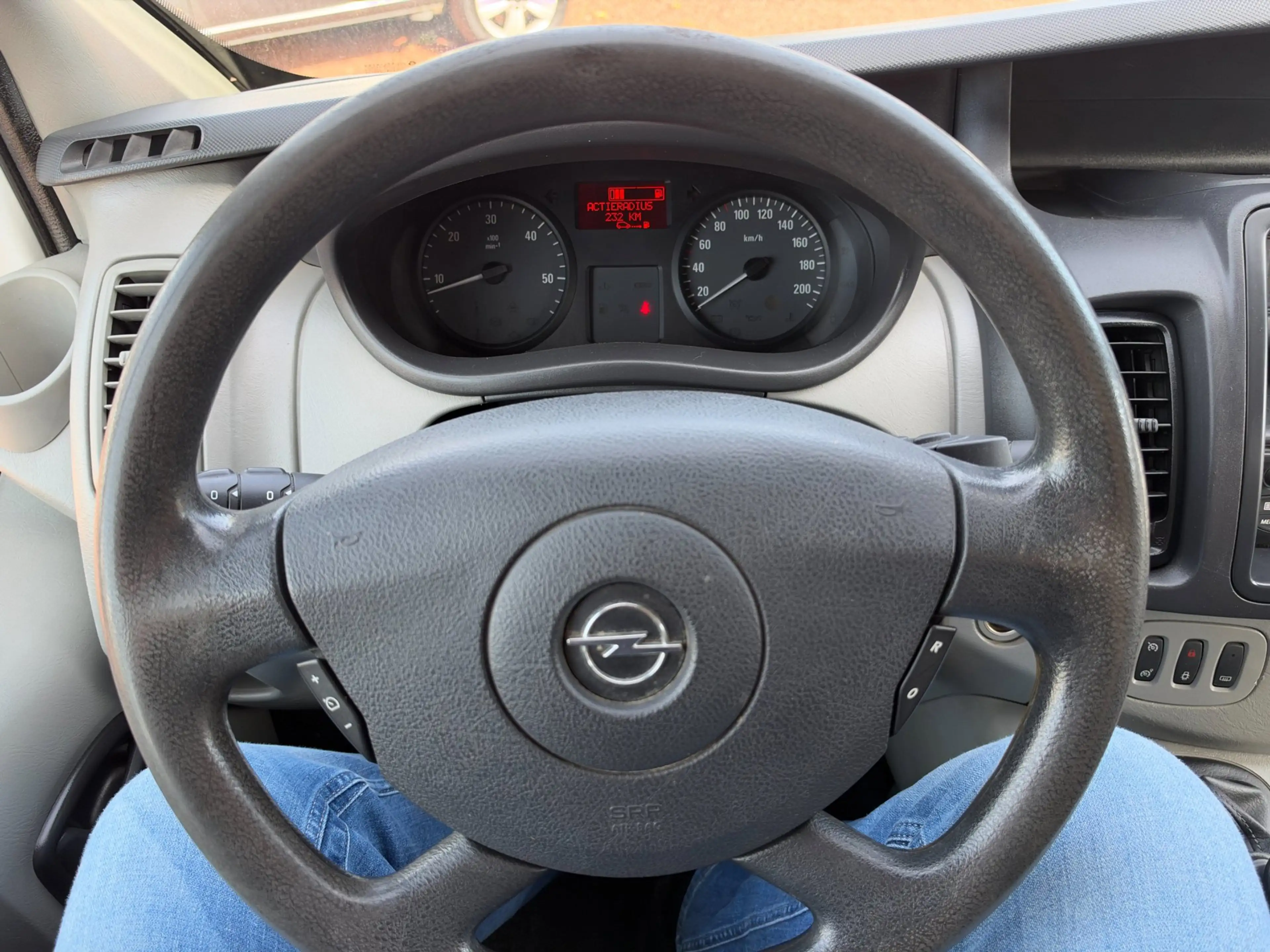 Opel Vivaro 2.0 CDTI Euro 5 L1H1 Cruise Control — photo 8
