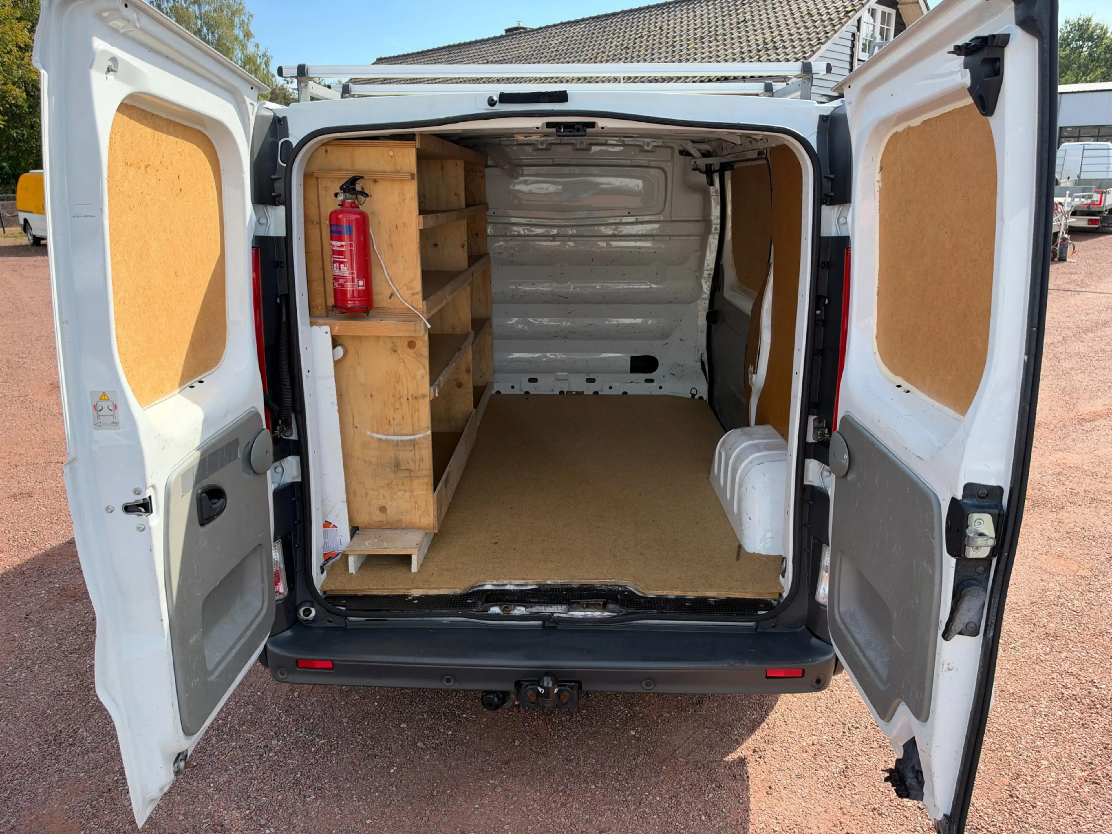 Opel Vivaro 2.0 CDTI Euro 5 L1H1 Cruise Control — photo 10