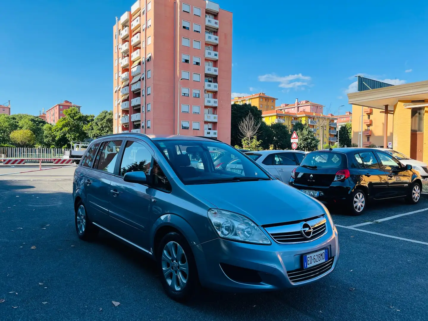 Opel Zafira 1.9 cdti Cosmo 120cv - 2