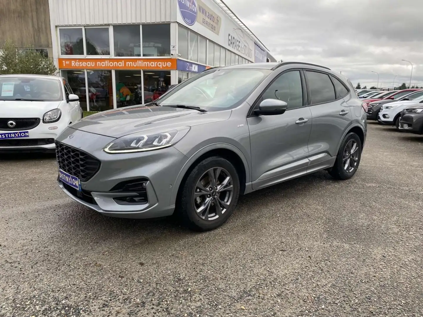 Ford Kuga 1.5 ECOBOOST - 150 - ST-LINE + PACK TECH + PACK HIVER Gris - 1
