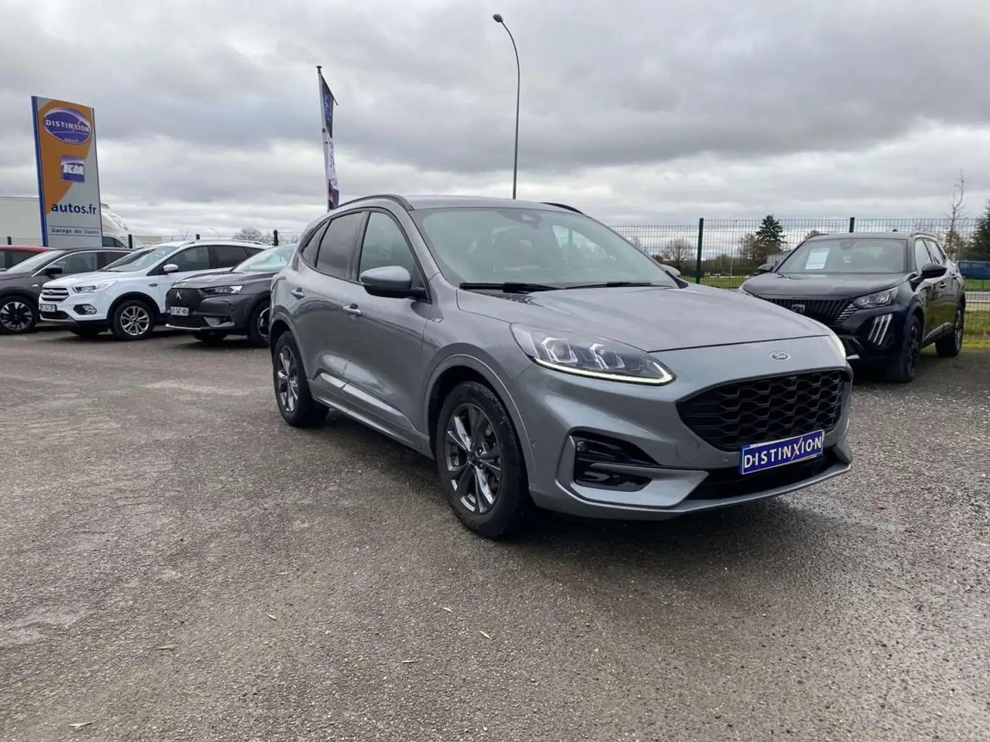 Ford Kuga 1.5 ECOBOOST - 150 - ST-LINE + PACK TECH + PACK HIVER Gris - 2