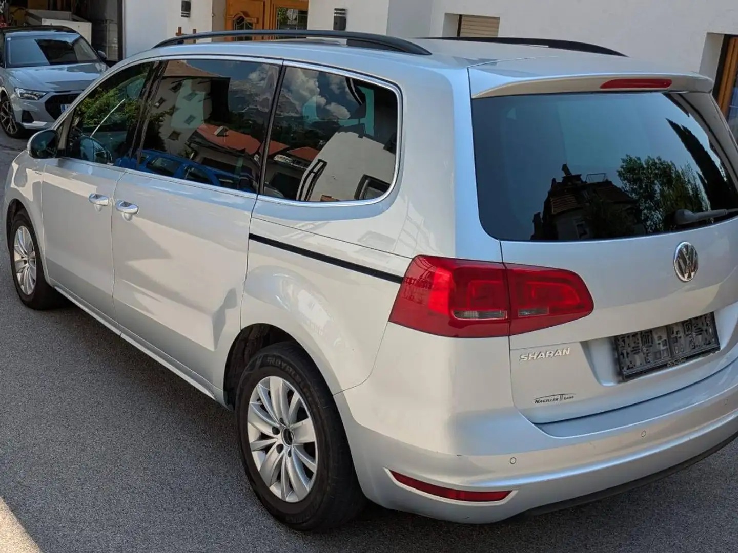 Volkswagen Sharan Sharan Comfortline BMT 2,0 TDI DPF 4Motion Comfortline Silber - 2
