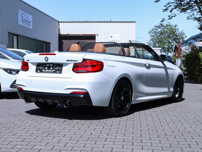 BMW 240 ix Cabrio*KAMERA*NAVI*EL.SITZ*LEDER*LED* — photo 2
