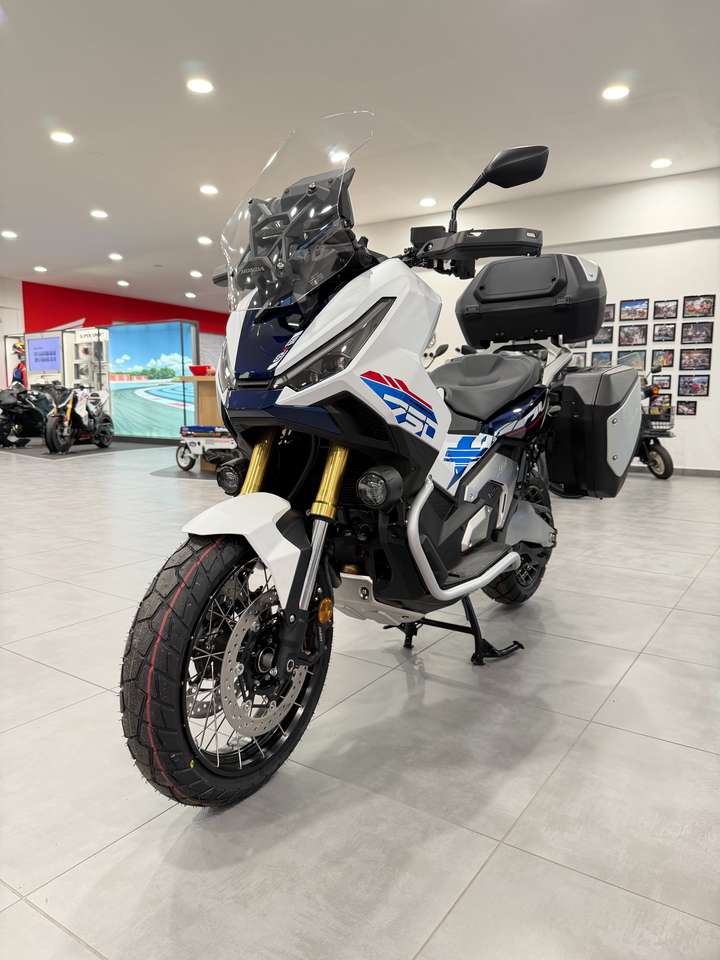 Honda X-ADV 750 Travel Edition