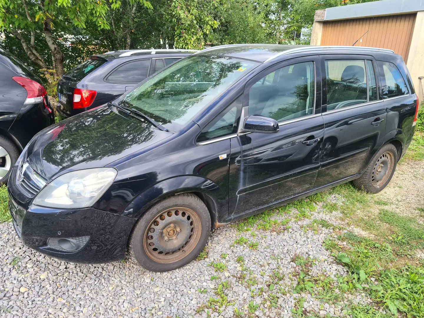 Opel Zafira 1.9 CDTI Cosmo - 1