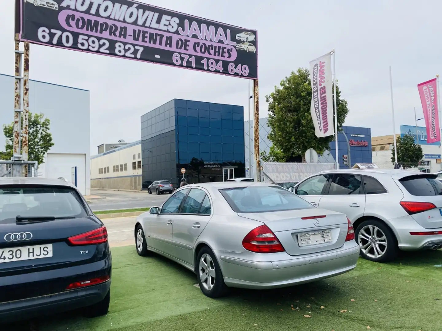 Mercedes-Benz E 220 CDI Gris - 2