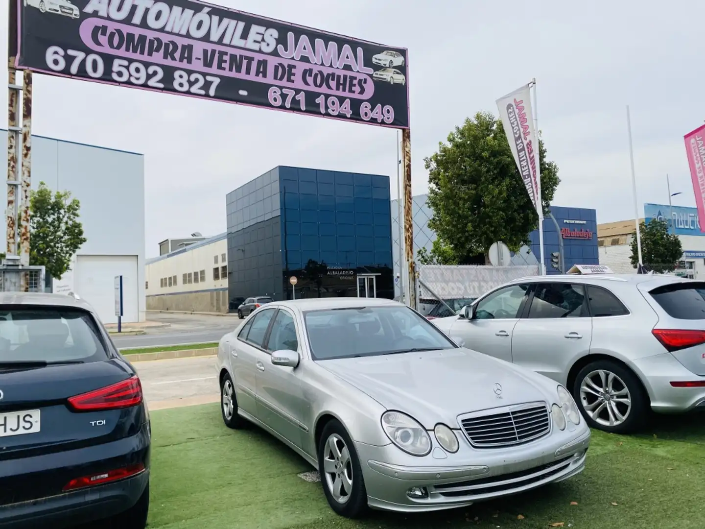 Mercedes-Benz E 220 CDI Gris - 1