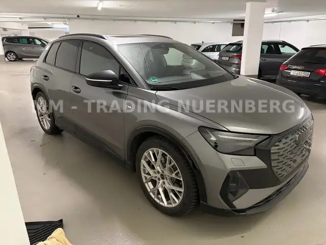 Audi Q4 50 E-TRON-AUTOM-NAVI-LEDER-PANOR-21ZOLL-1.HD