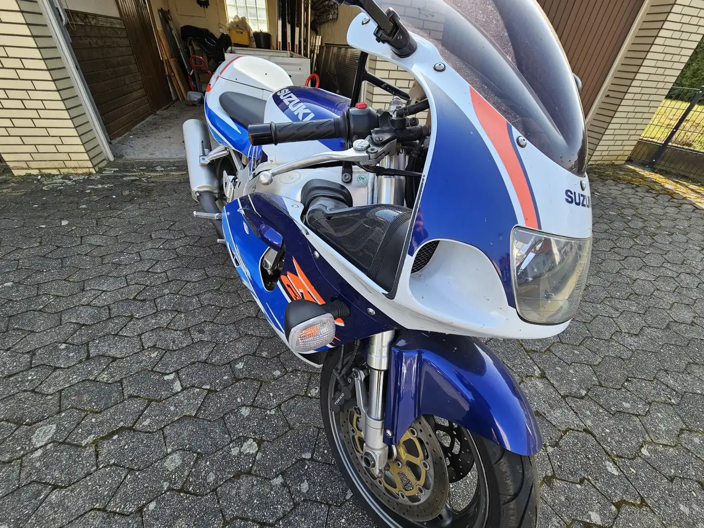 Suzuki GSX-R 750 SRAD GR7DB Albastru - 2