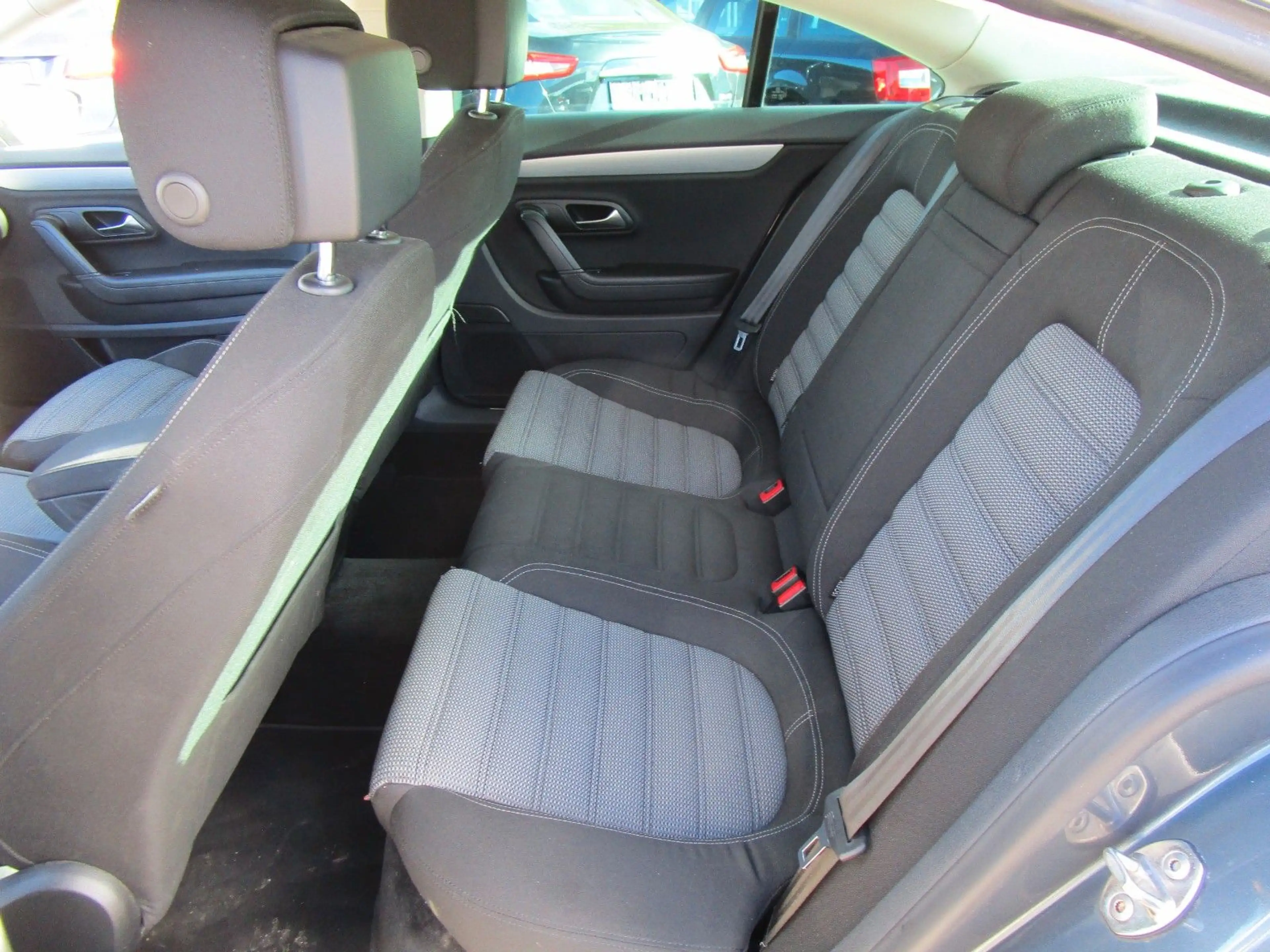 Volkswagen CC *NAVI* Bi-Xenon*TÜV 01/28*8-fach-bereift* — photo 11