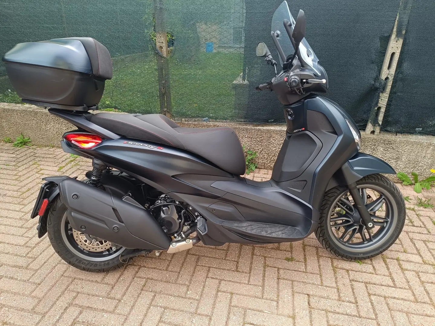 Piaggio Beverly 400 Blue - 1