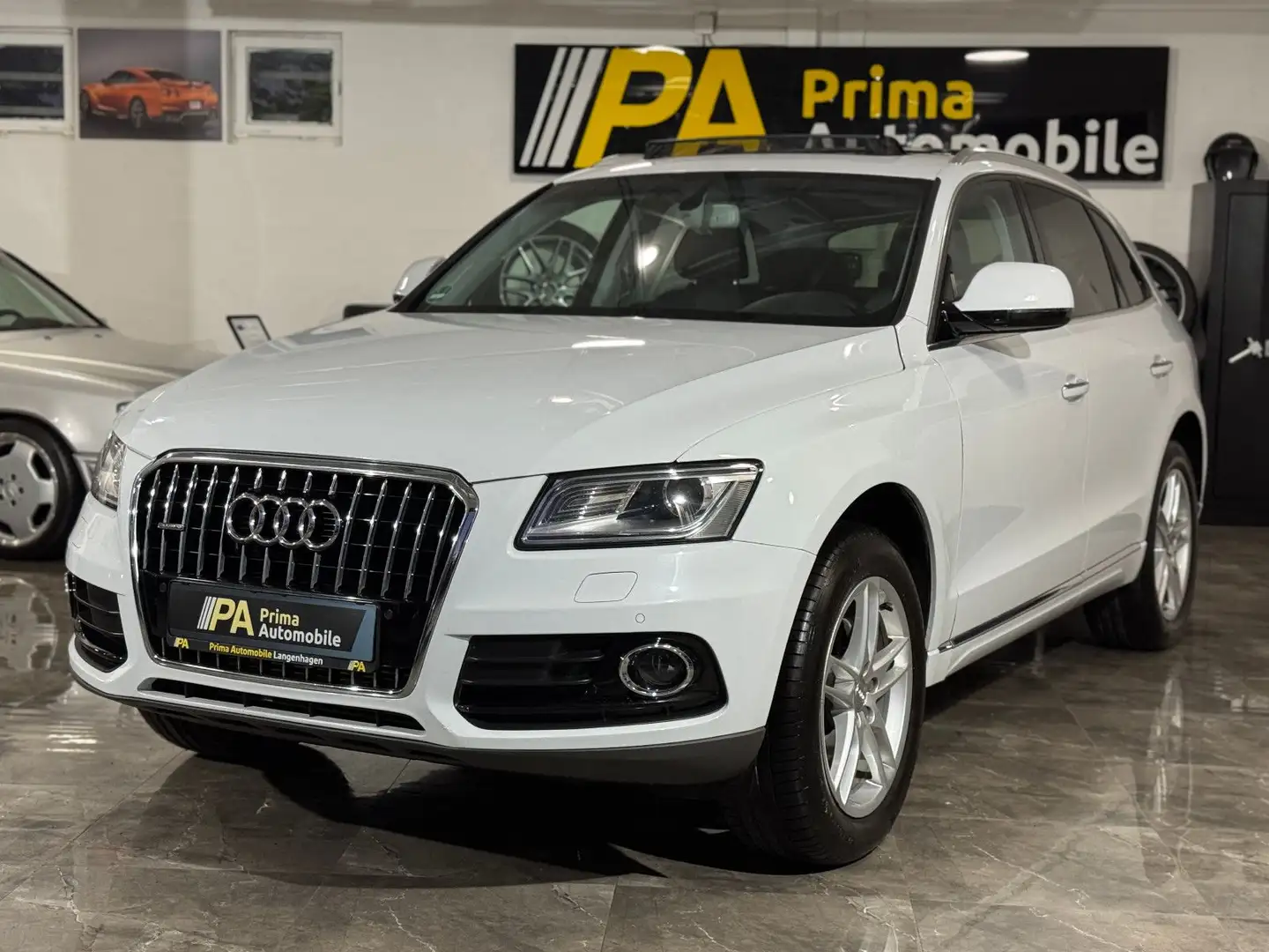 Audi Q5 2.0 TFSI tiptronic quattro / Keyless B&O Pano Weiß - 1