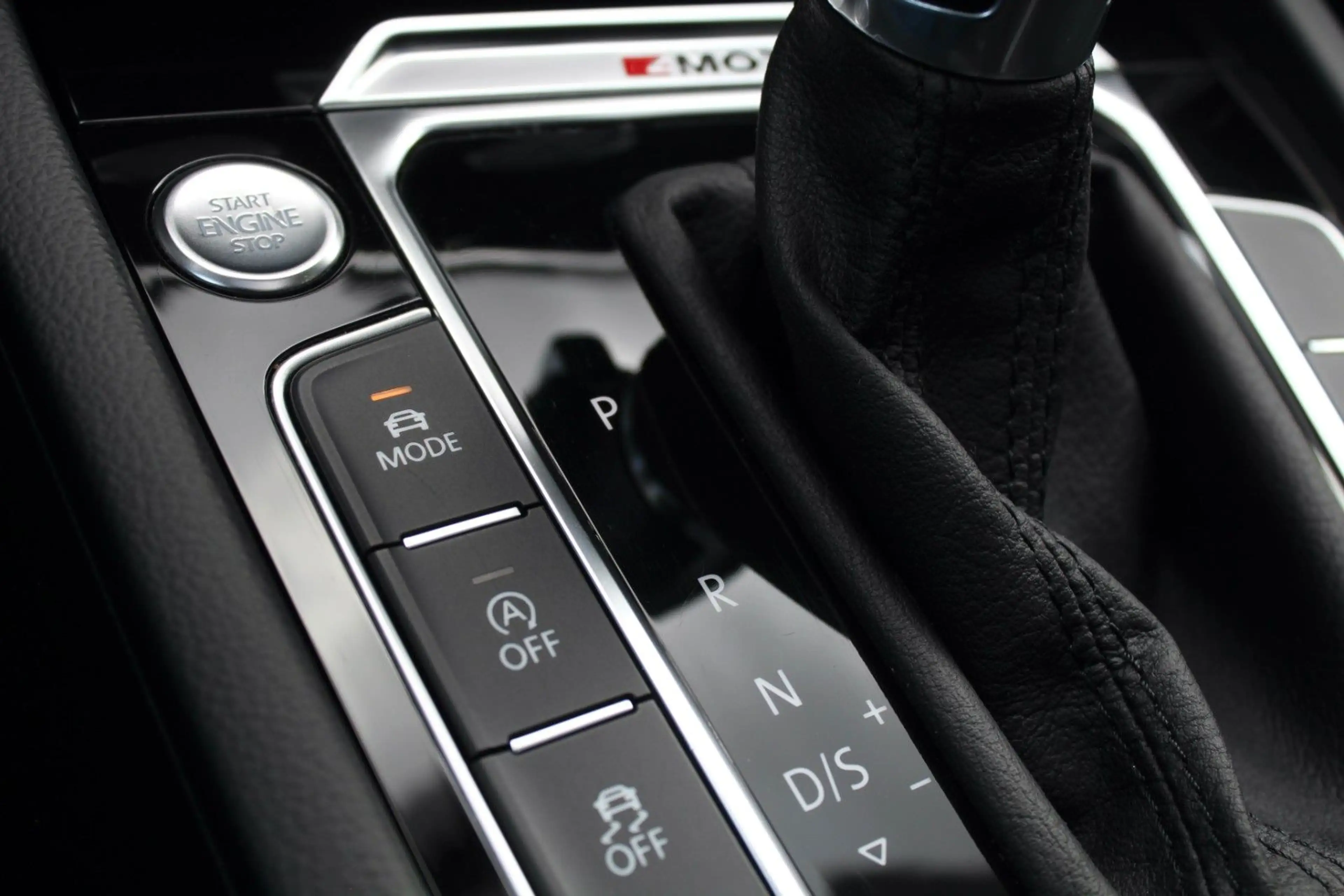Volkswagen Passat Variant 1.HAND! HIGHLINE R-LINE 4x4 MASSAGE ACC KAM PANO — photo 15