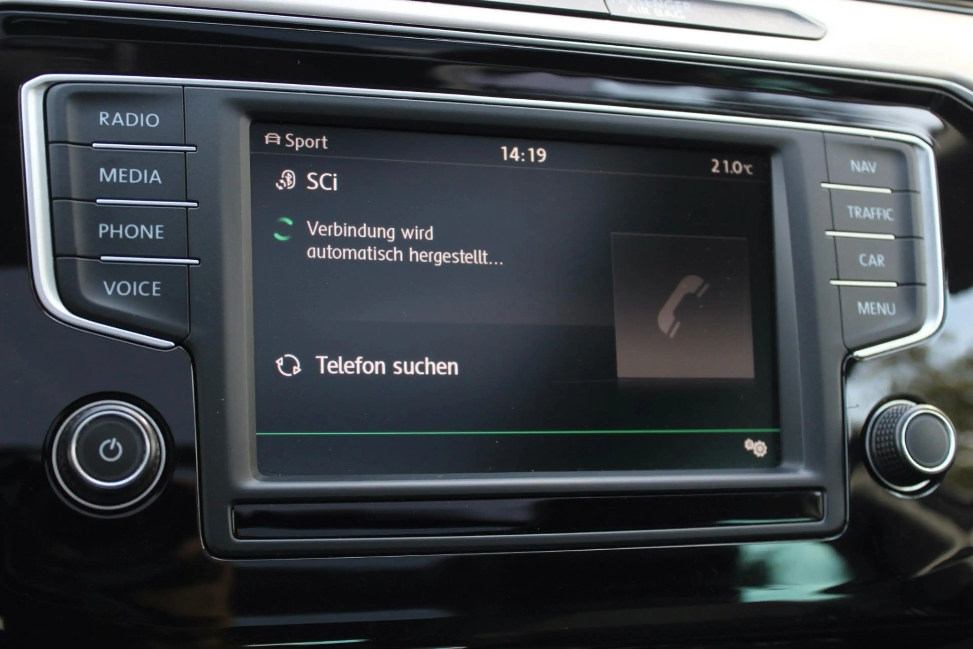 Volkswagen Passat Variant 1.HAND! HIGHLINE R-LINE 4x4 MASSAGE ACC KAM PANO — photo 37