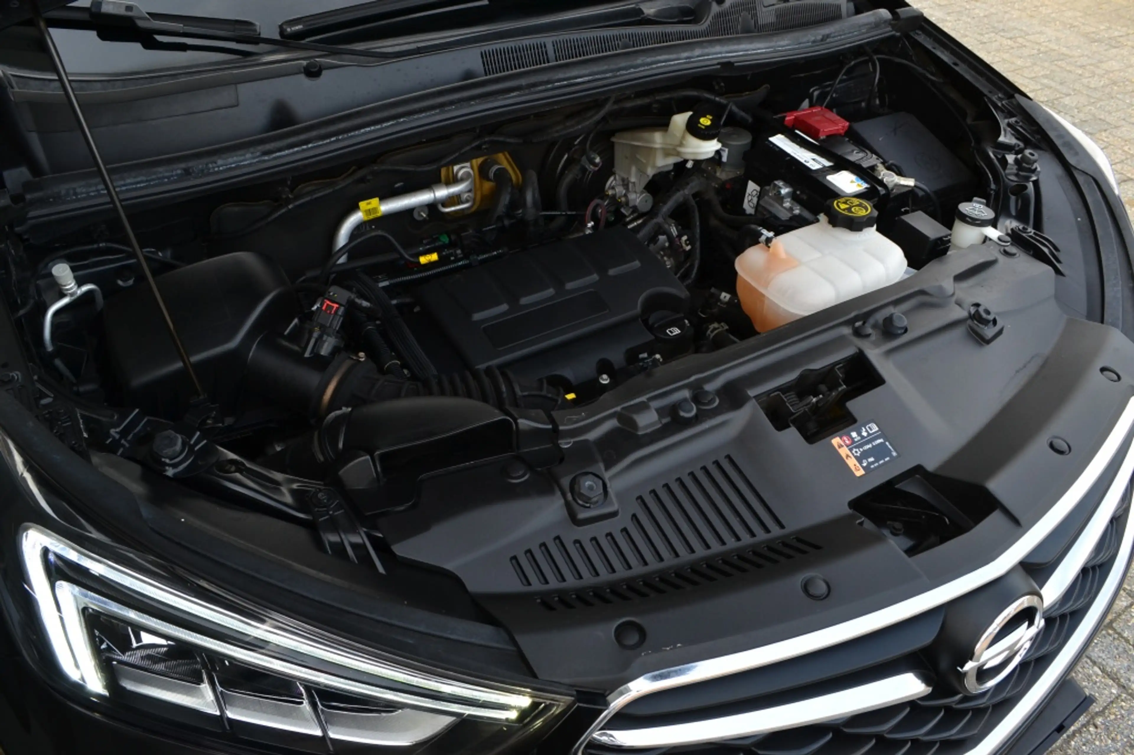 Opel Mokka X 1.4 Turbo Online Edition LED/Navi/Opendak — photo 43